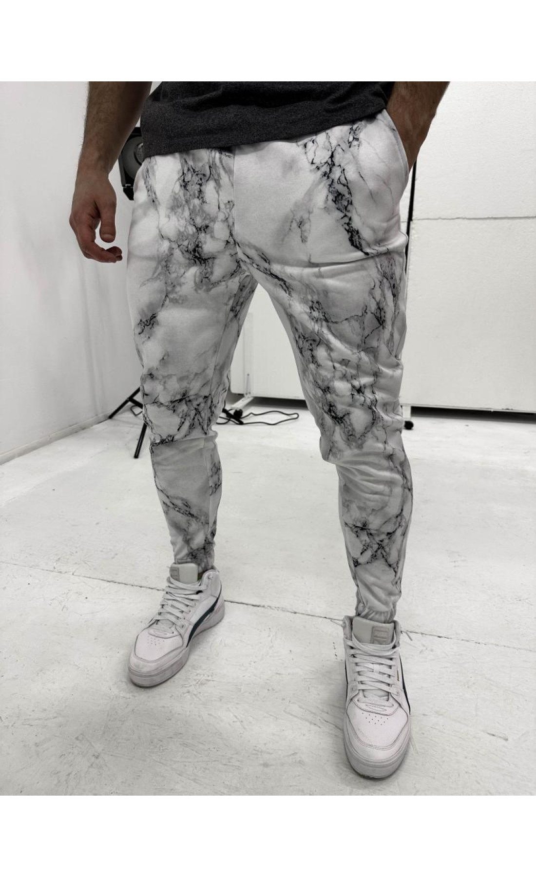 Теплі спортивні штани чоловічі матеріал трьохнитка на флісі