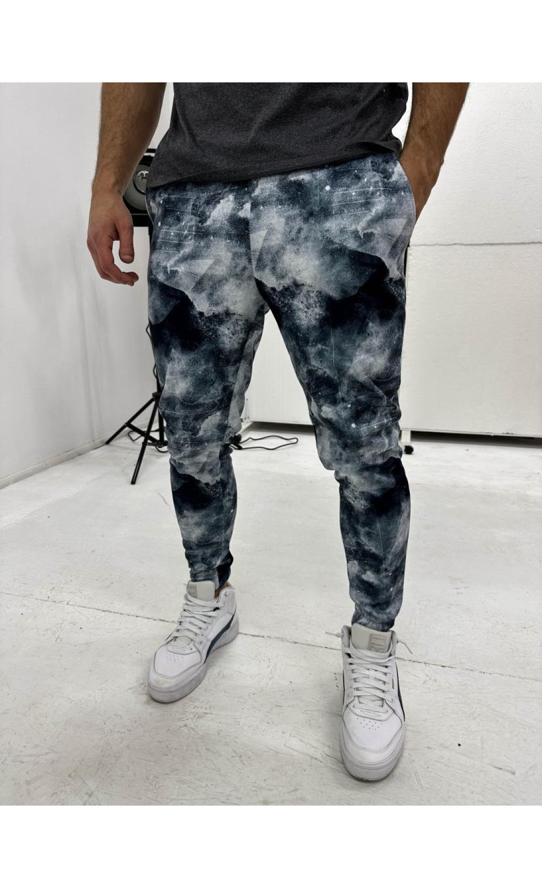 Теплі спортивні штани чоловічі матеріал трьохнитка на флісі