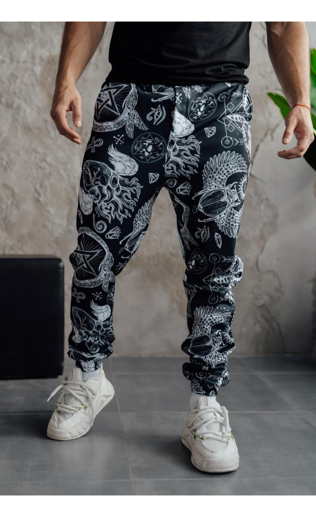 Теплі спортивні штани чоловічі матеріал трьохнитка на флісі