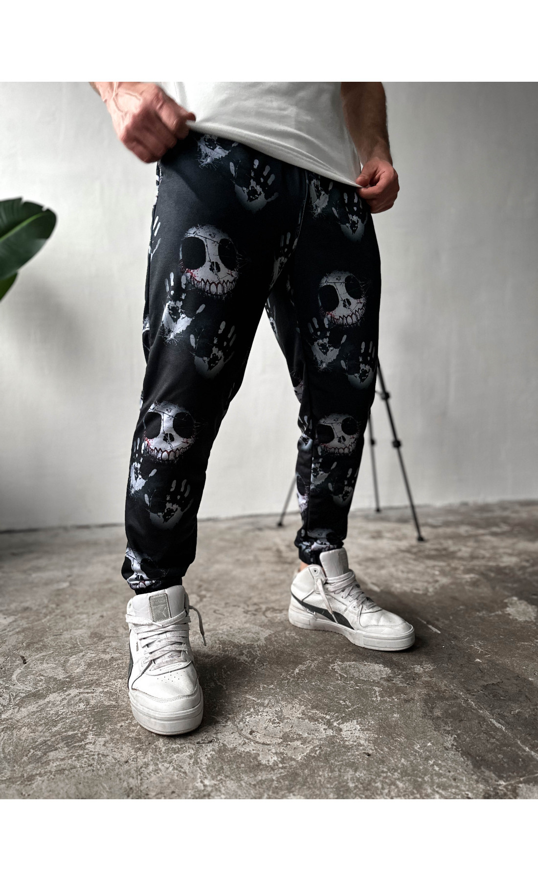 Спортивні штани не утеплені легкі принтовані