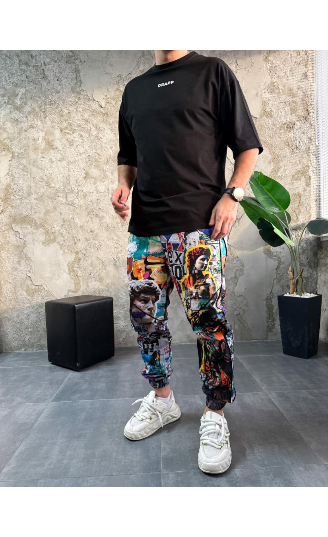 Спортивні штани чоловічі плащівка на манжетах весна літо