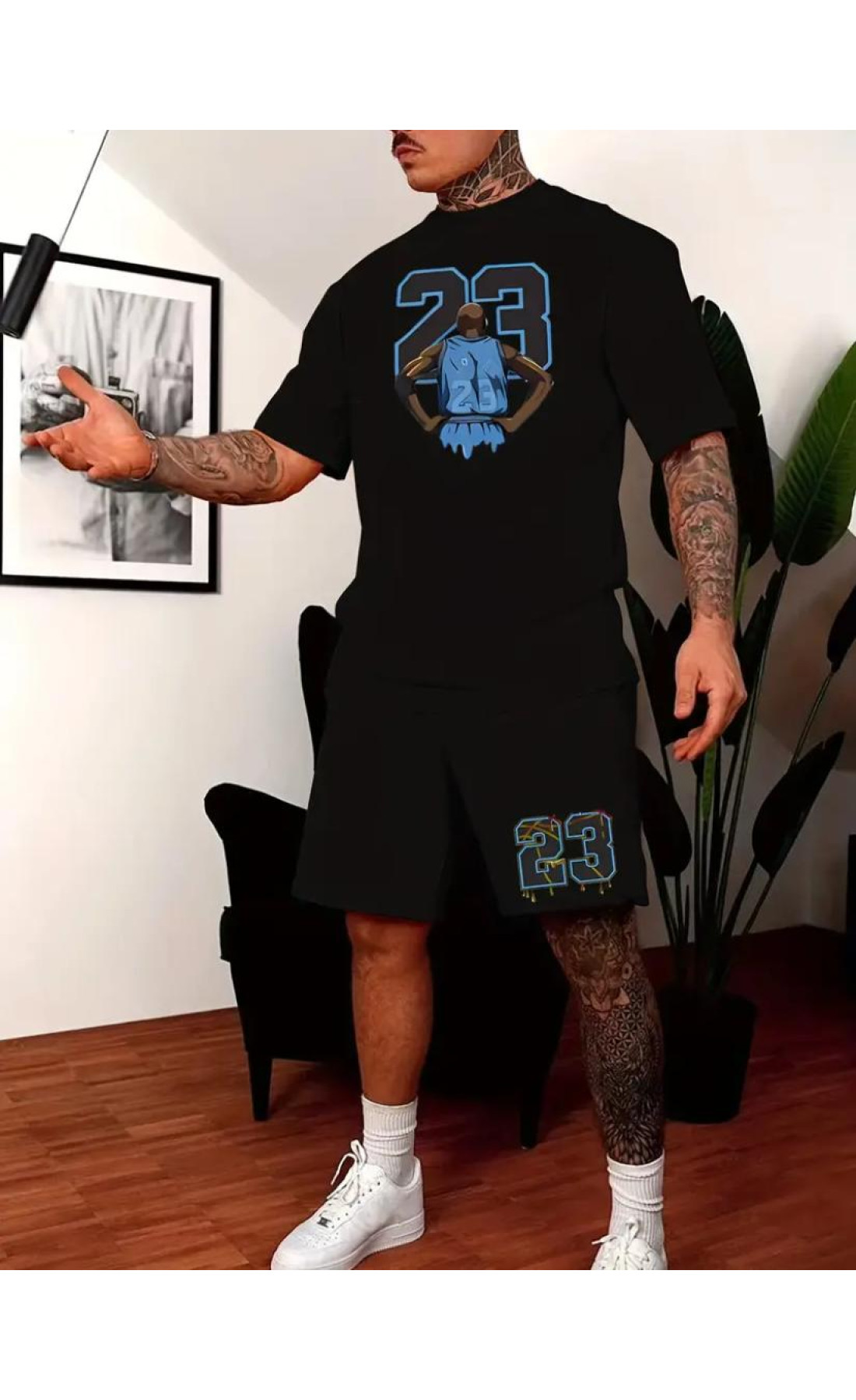 Чорний чоловічий зручний літній спортивний костюм з трендовим дизайном