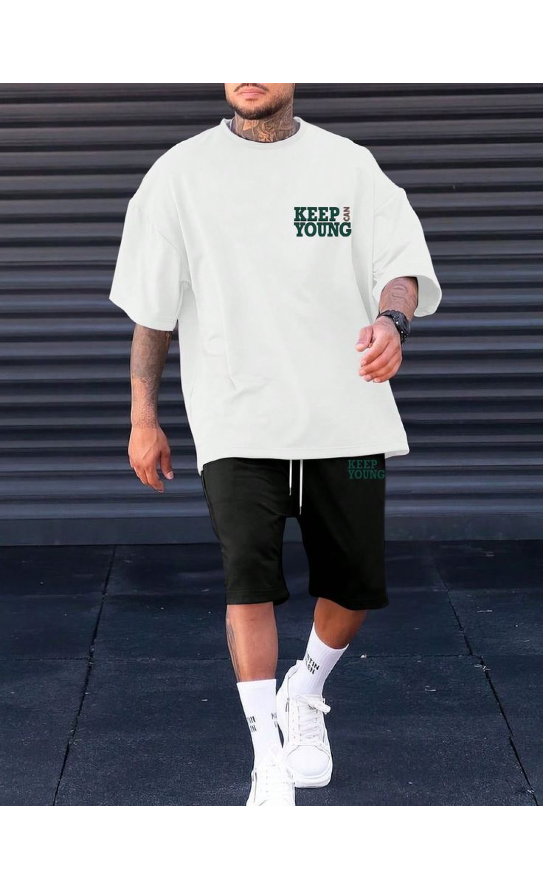 Чорно-білий комплект футболка та шорти з дтф принтом (оверсайз)