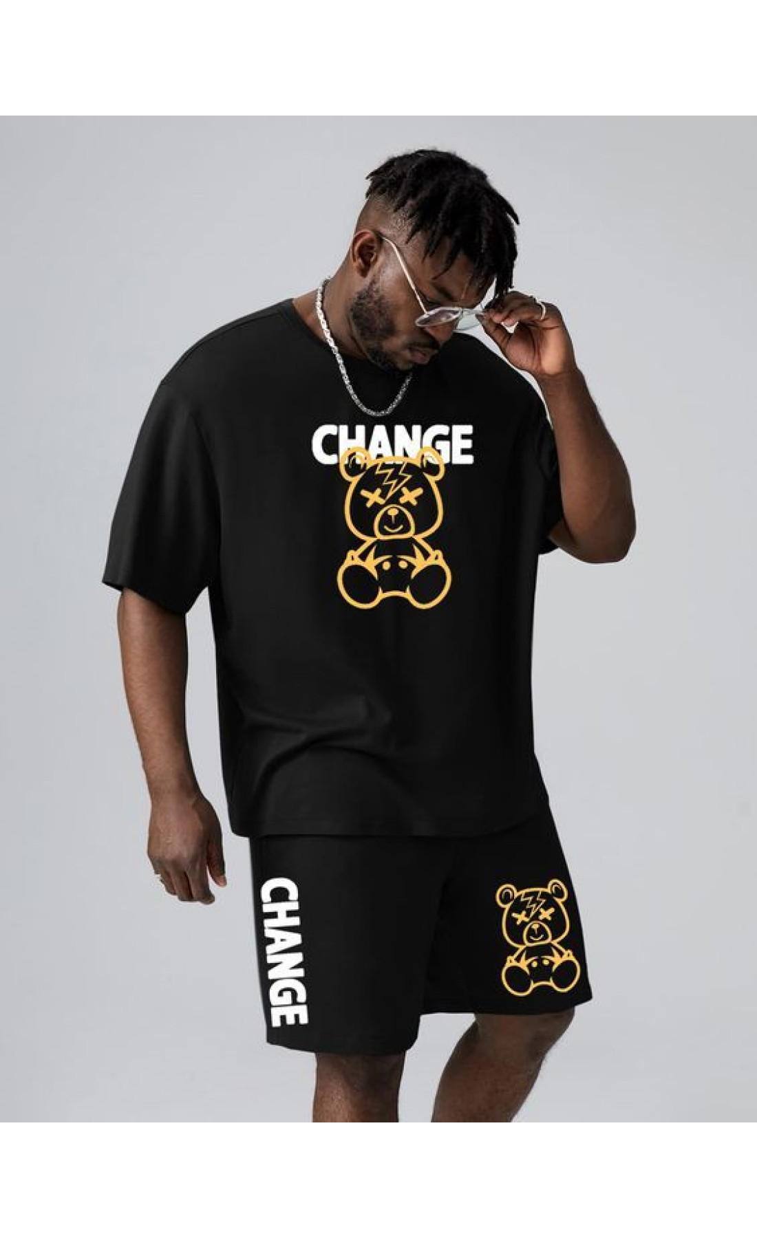 Комплект футболка та шорти чорного кольору з дтф принтом (оверсайз)