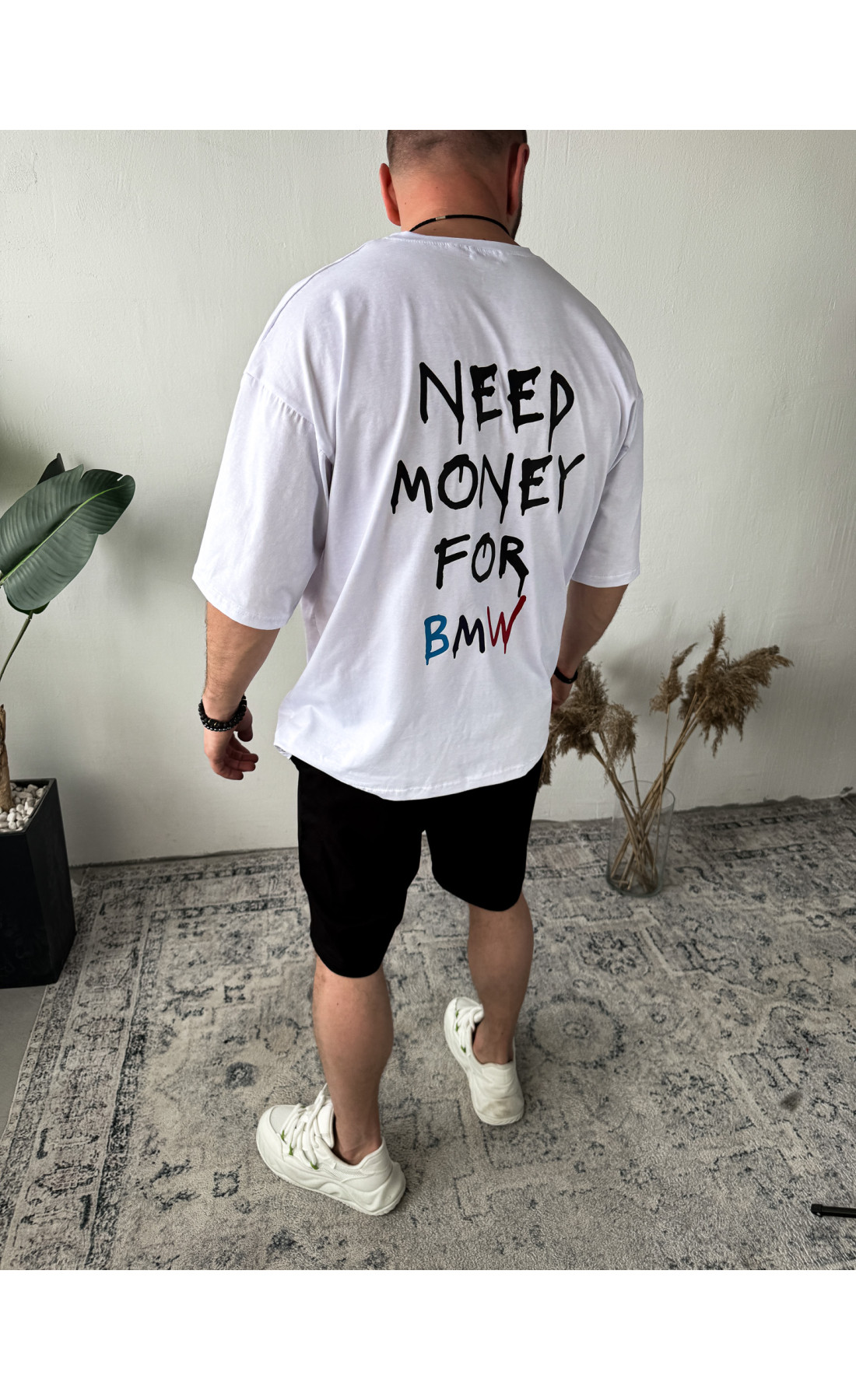 Комплект футболка шорти оверсайз стильний чорний білий