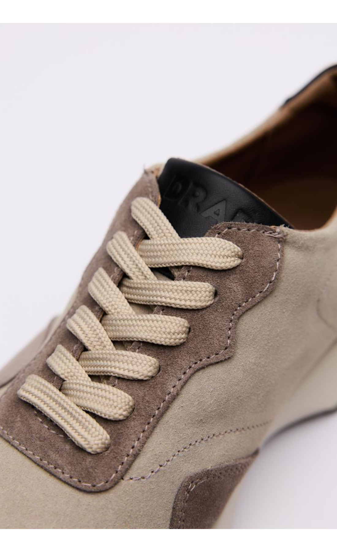 Кросівки чоловічі натуральна шкіра замш весна осінь