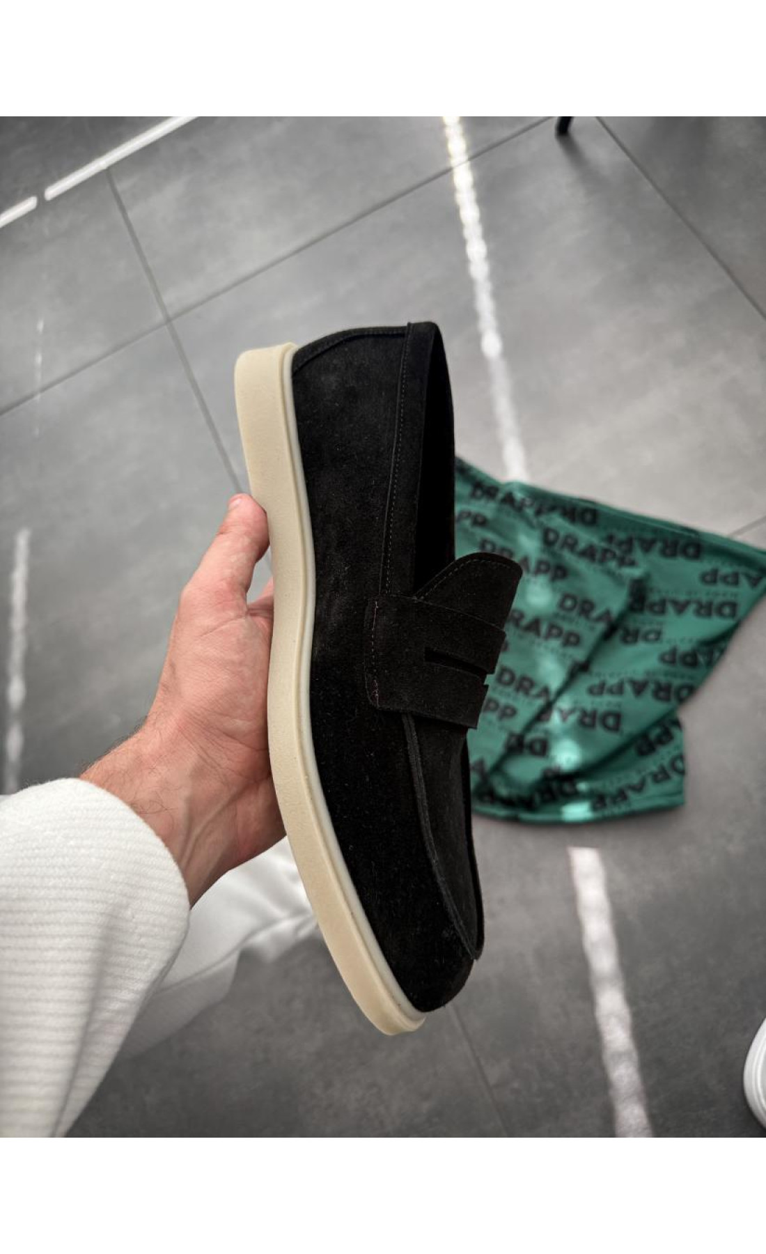 Обув чоловіча  шкіряна оригінал  для хлопців