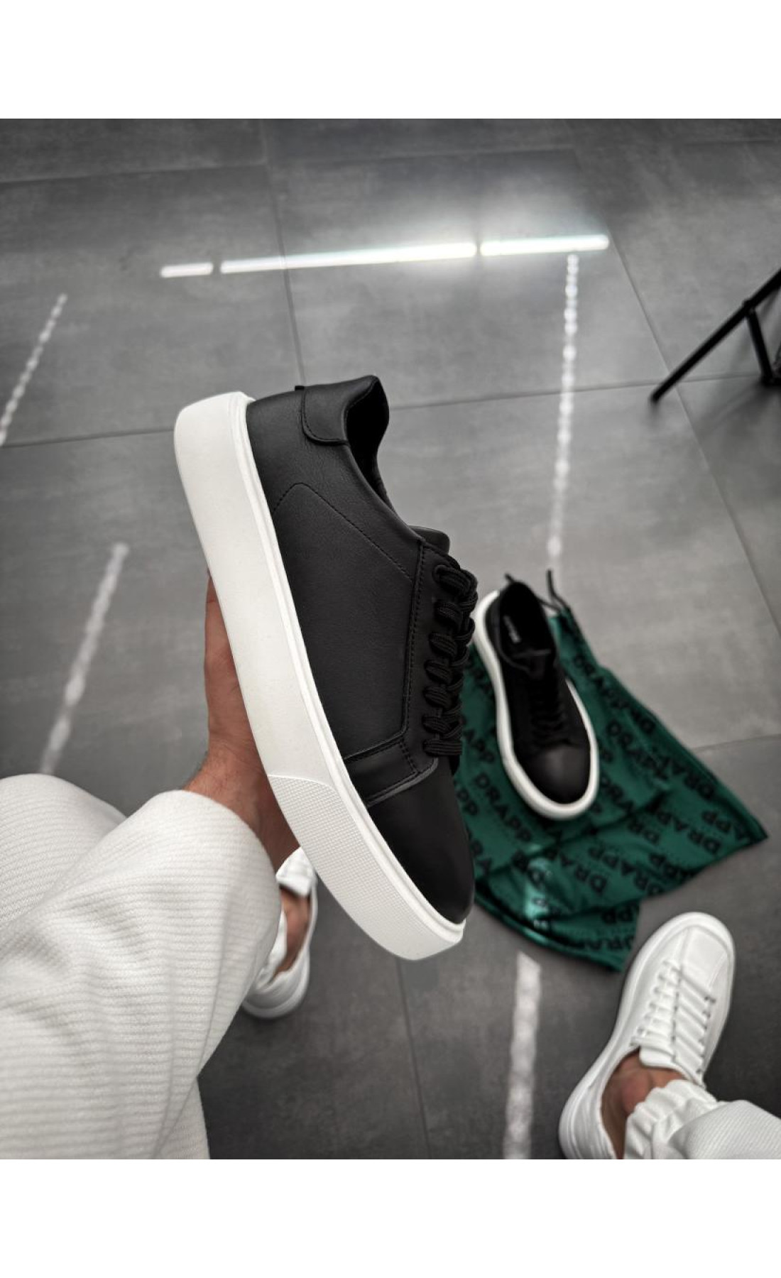 Обув чоловіча  шкіряна оригінал  для хлопців