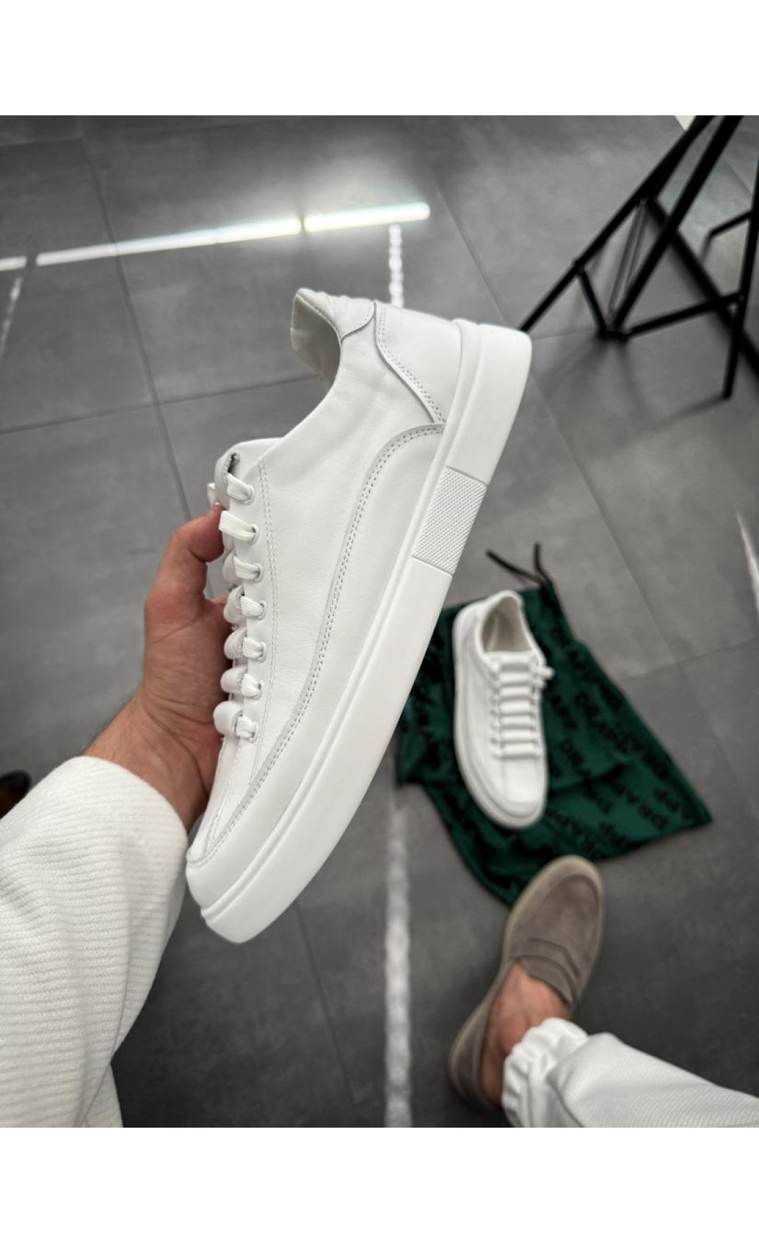 Обув чоловіча  шкіряна оригінал  для хлопців