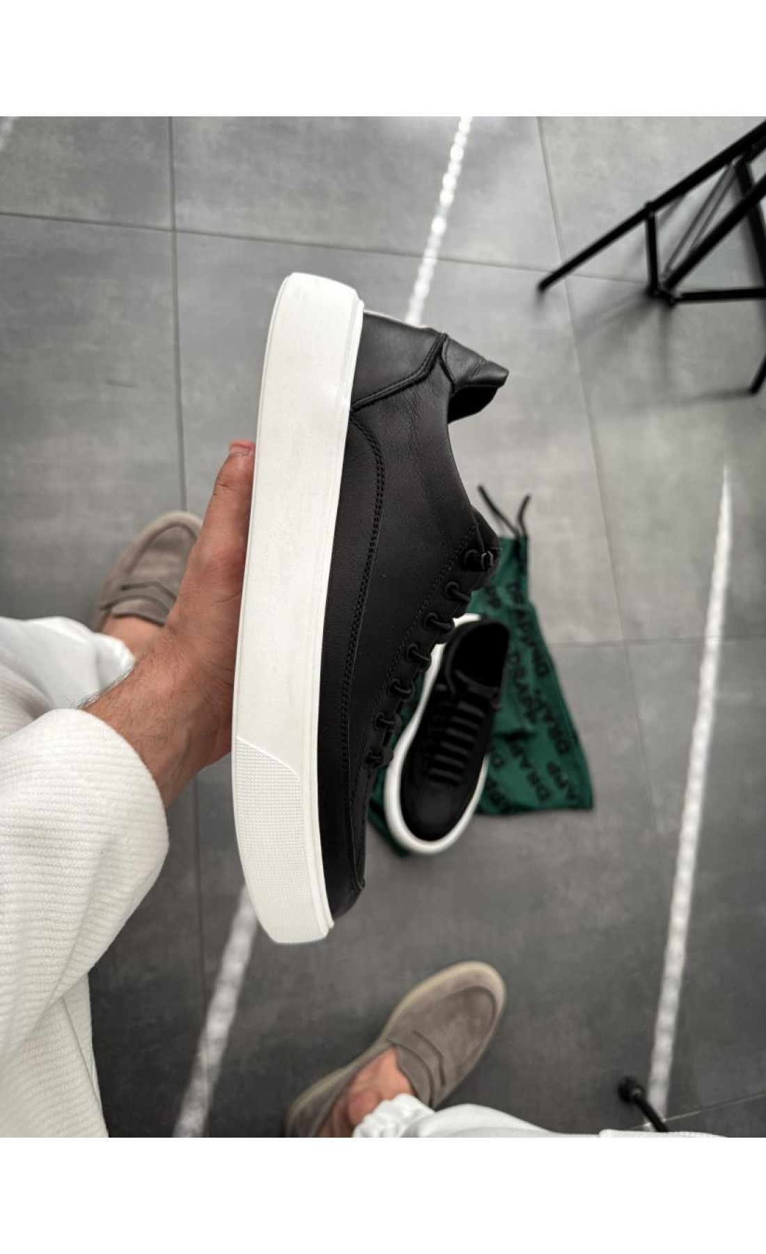 Обув чоловіча  шкіряна оригінал  для хлопців