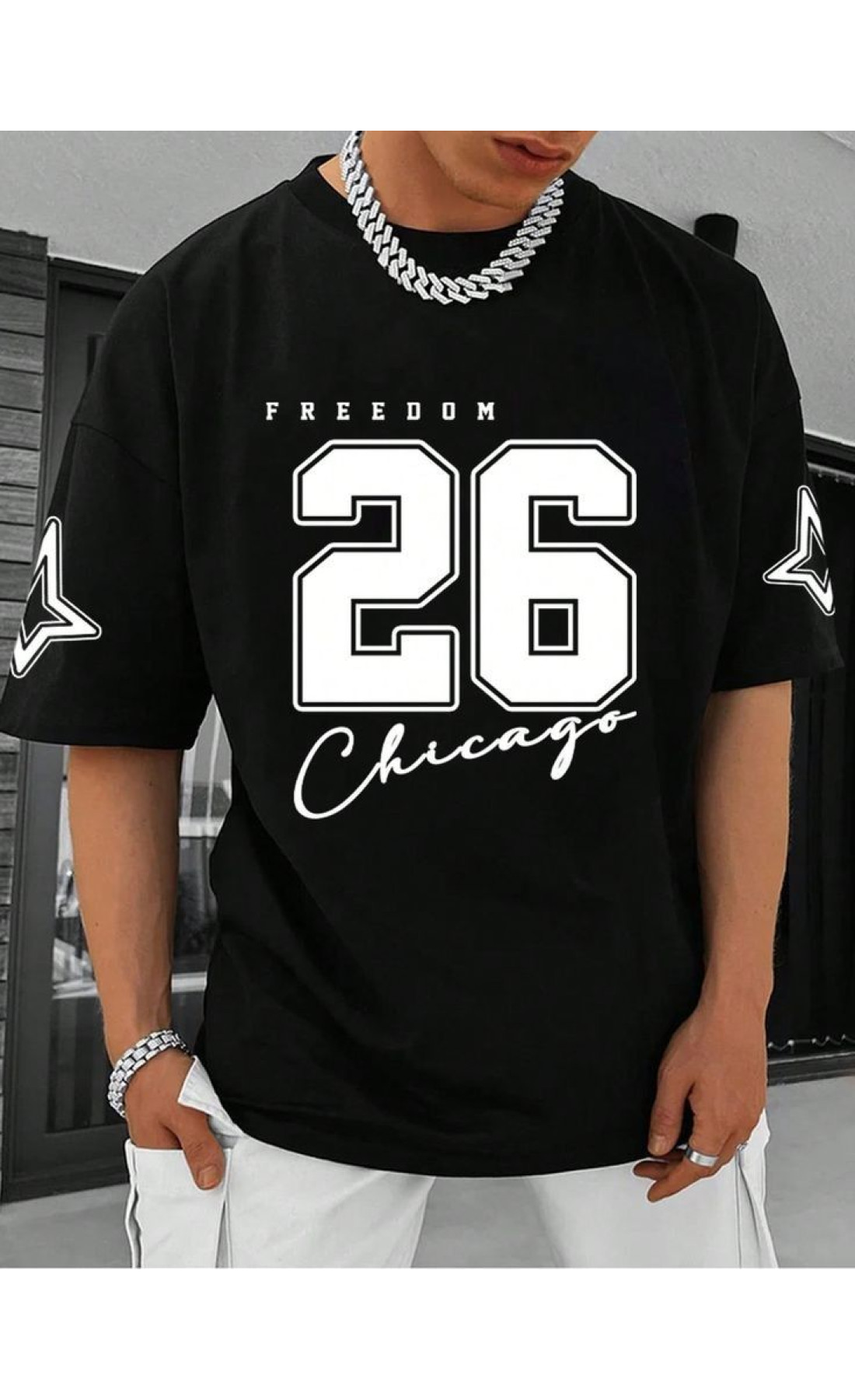 Чорна чоловіча комфортна оверсайз футболка з модним принтом