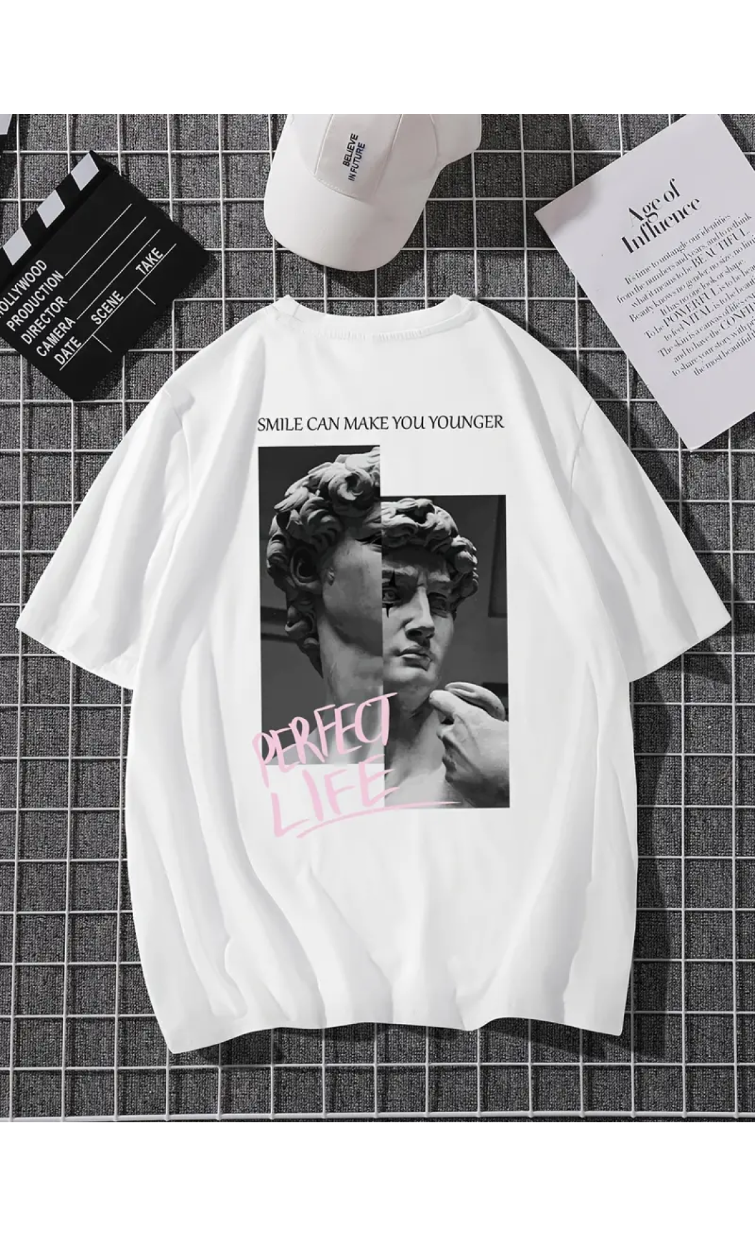 Біла чоловіча футболка з дтф (оверсайз)