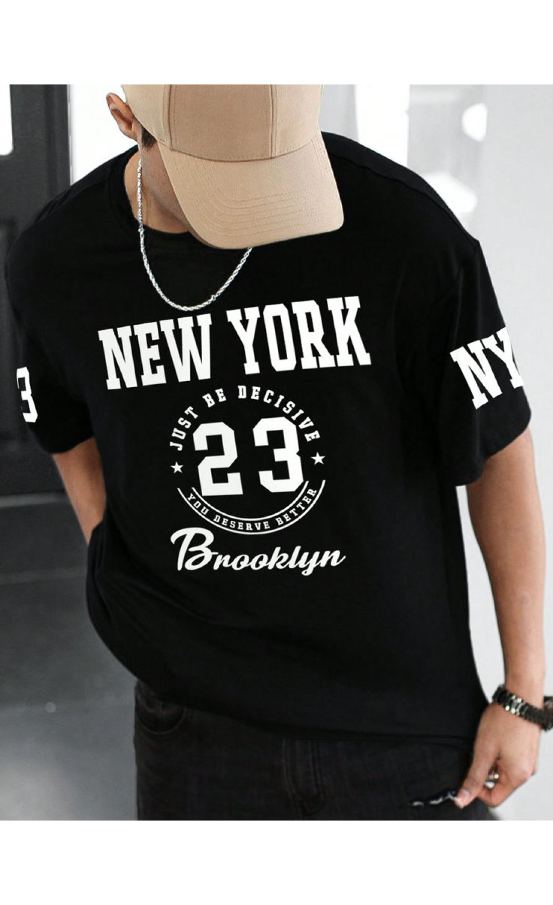 Чорна чоловіча футболка з дтф принтом (оверсайз)