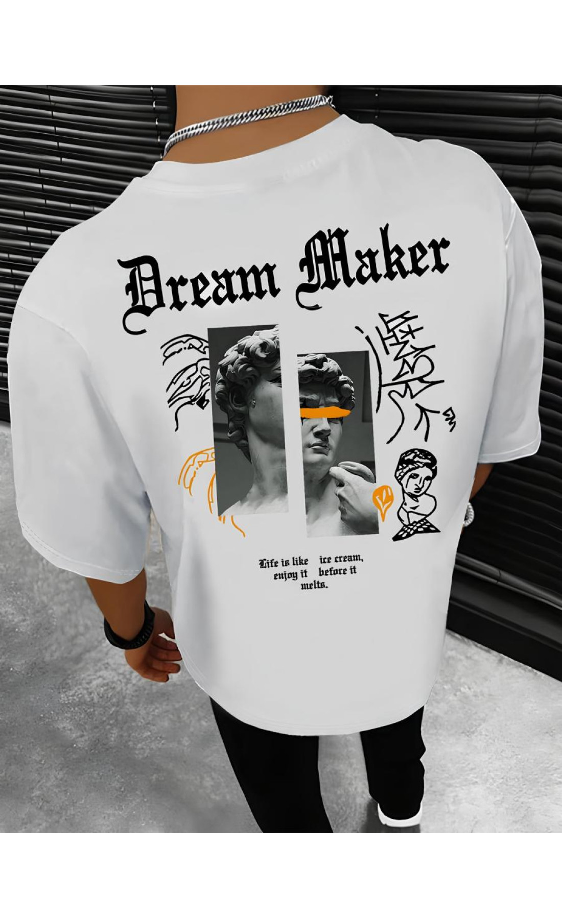 Біла чоловіча футболка з дтф принтом (оверсайз)