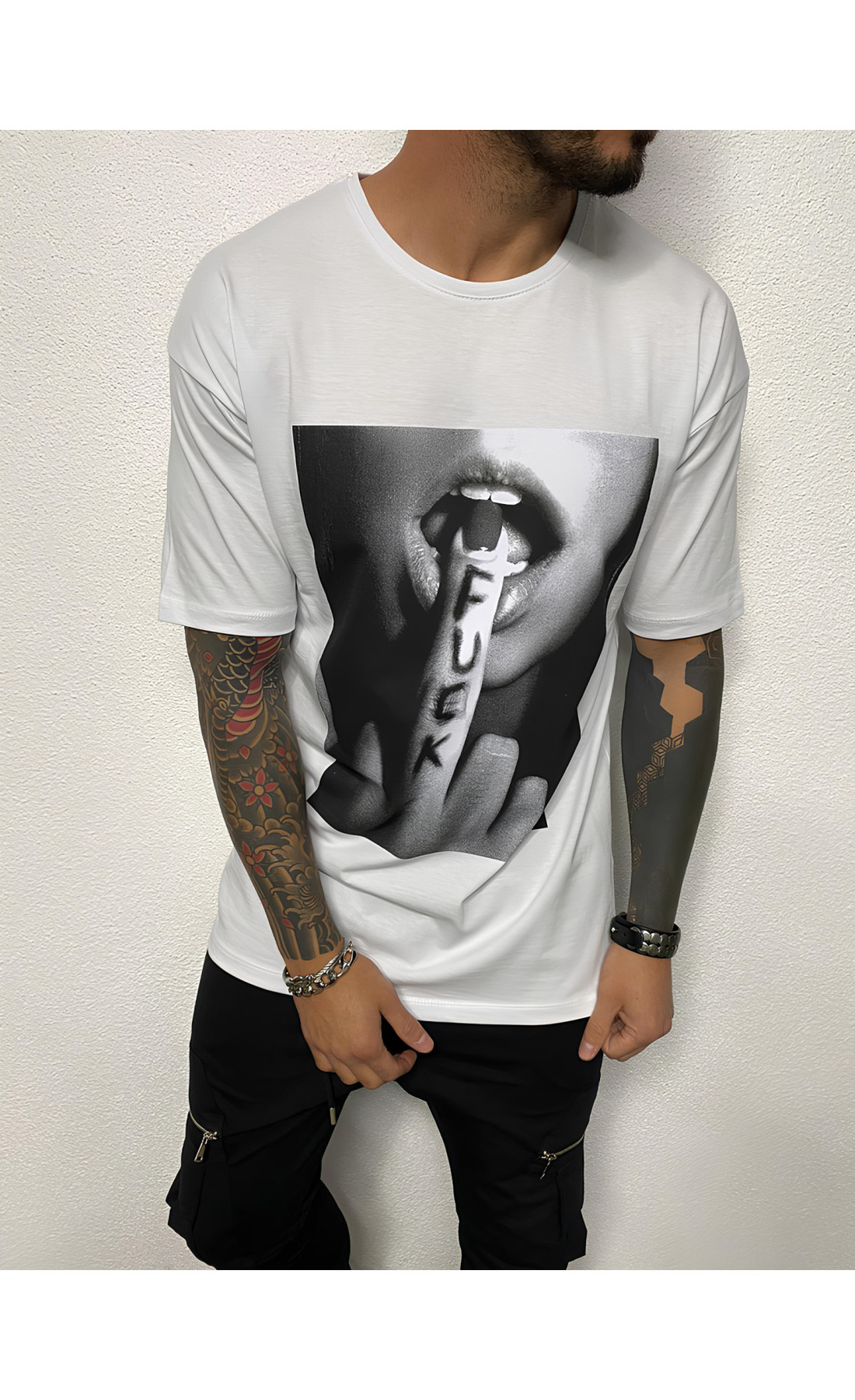 Біла чоловіча футболка з дтф принтом (оверсайз)