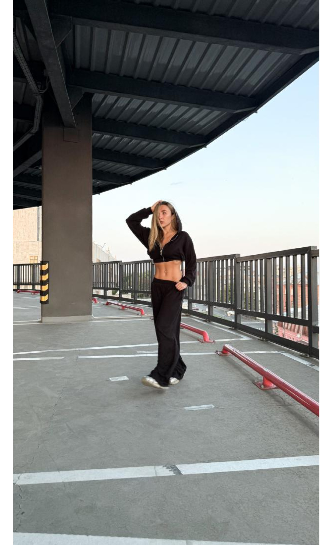 Спортивний костюм жіночий стильний весна осінь