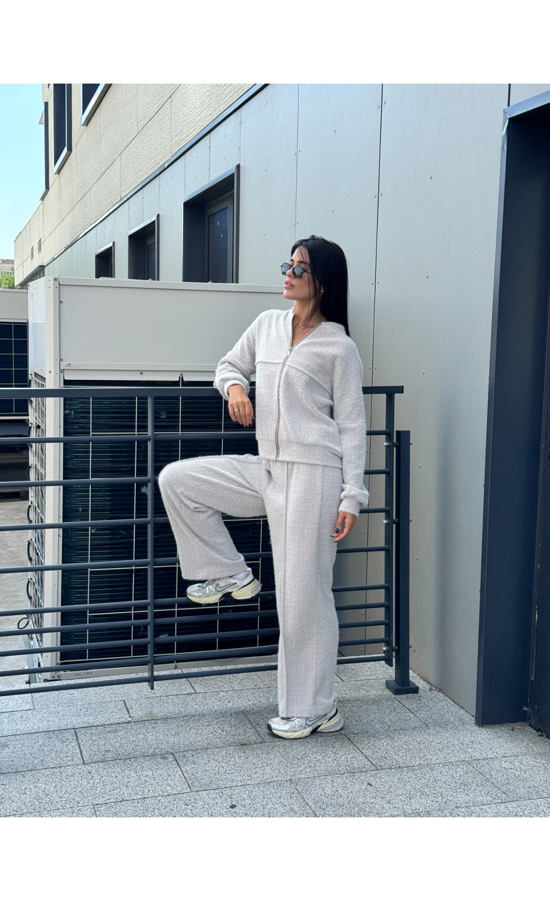 Костюм жіночий стильний осінь модний