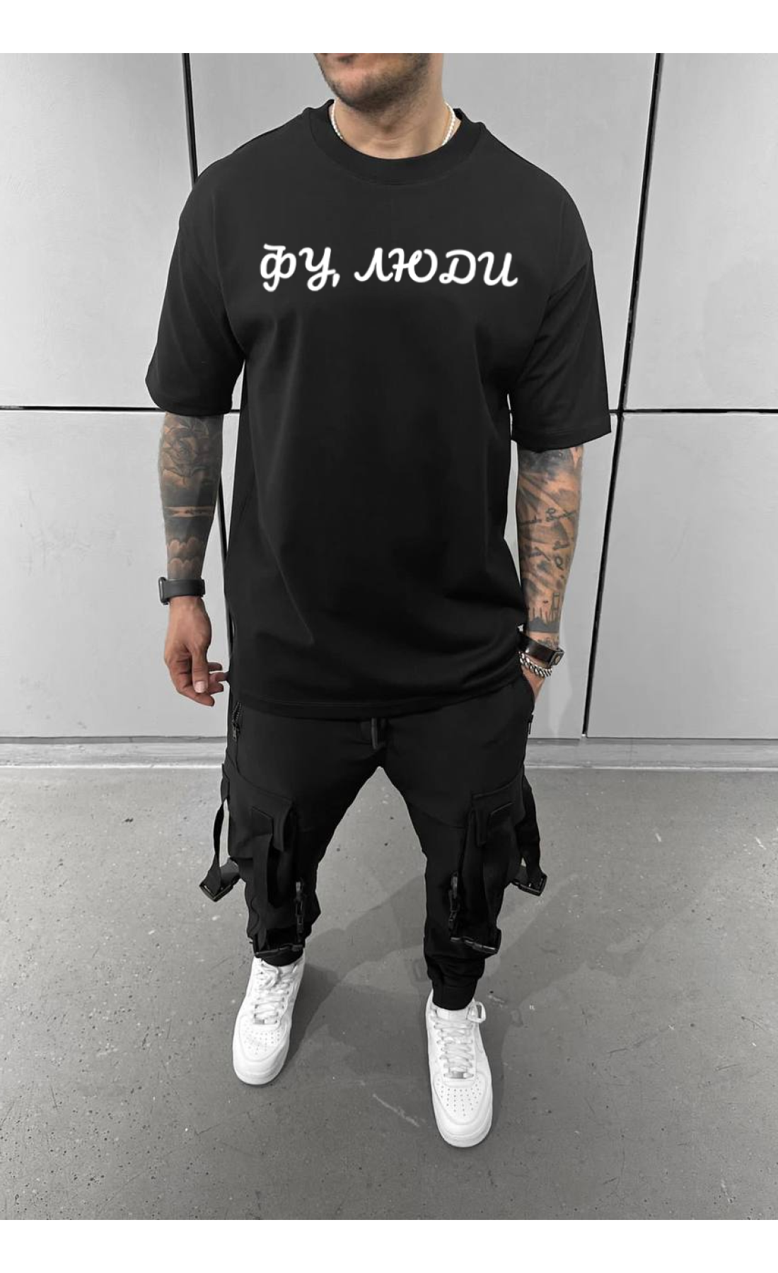 Чорна літня легка чоловіча оверсайз футболка з принтом