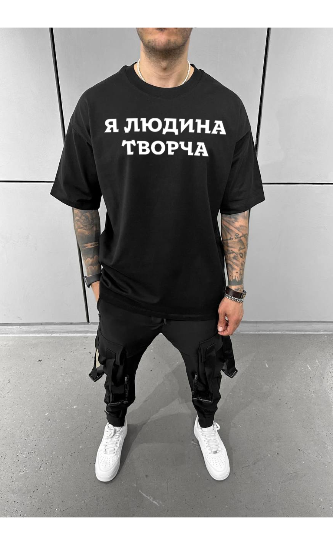 Чорна літня легка чоловіча оверсайз футболка з принтом