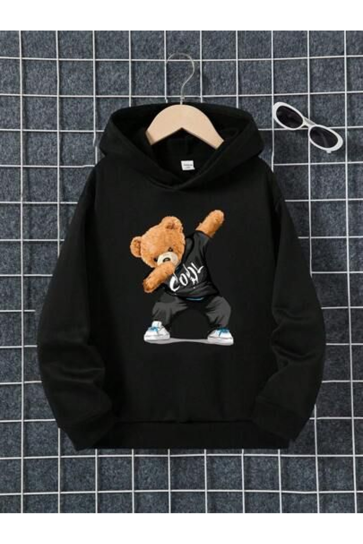 Чоловіче чорне  оверсайз худі з трендовим принтом