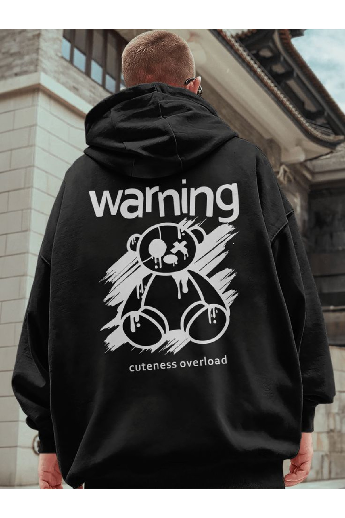 Чоловіче чорне  оверсайз худі з трендовим принтом