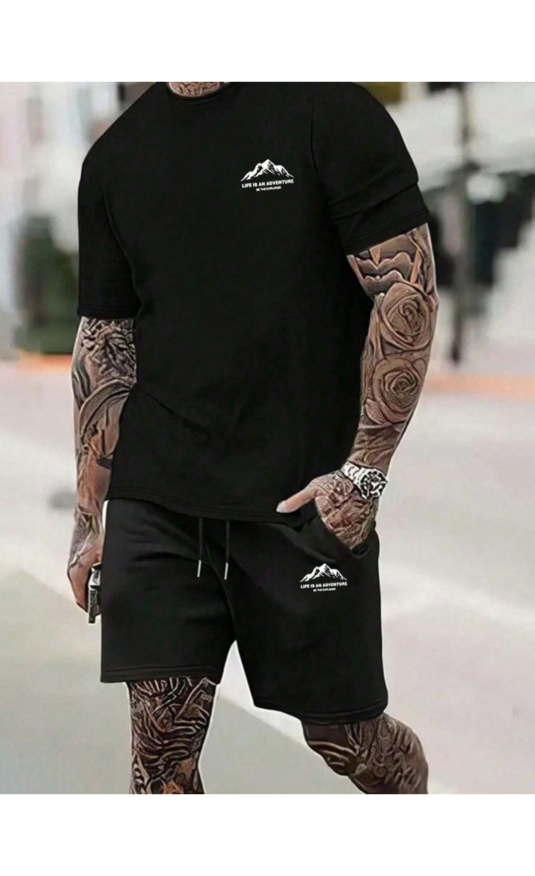 Чорний комплект футболка та шорти дтф