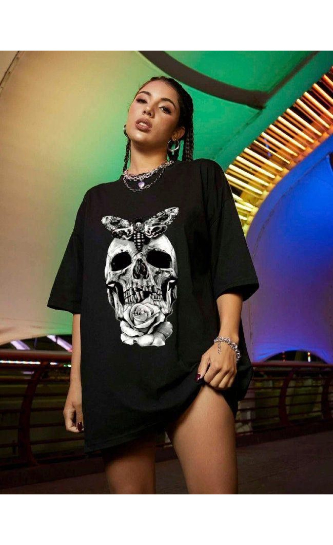 Трендова чорна жіноча літня оверсайз футболка з модним принтом