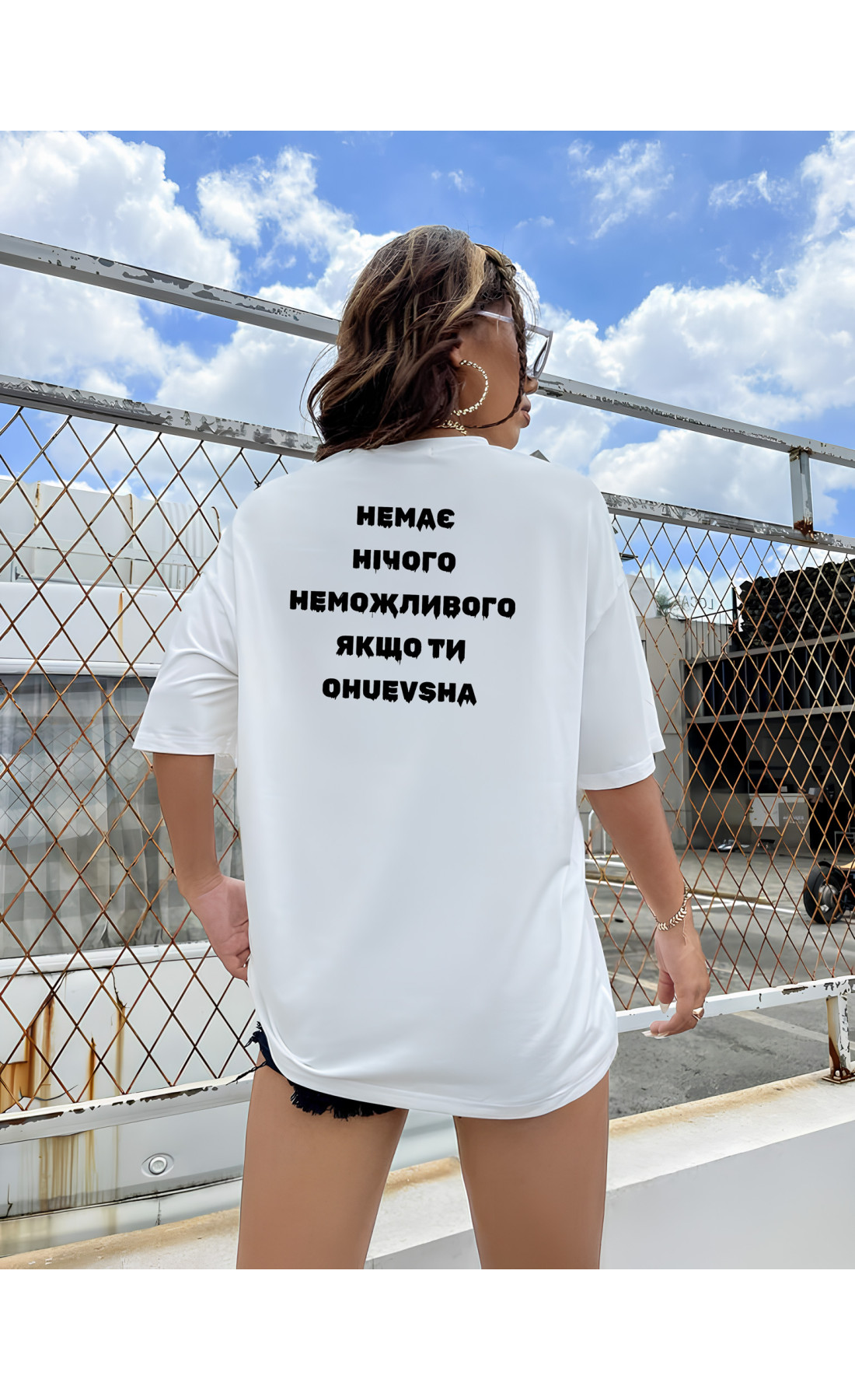 Жіноча футболка з мерчем  оверсайз розміри літо