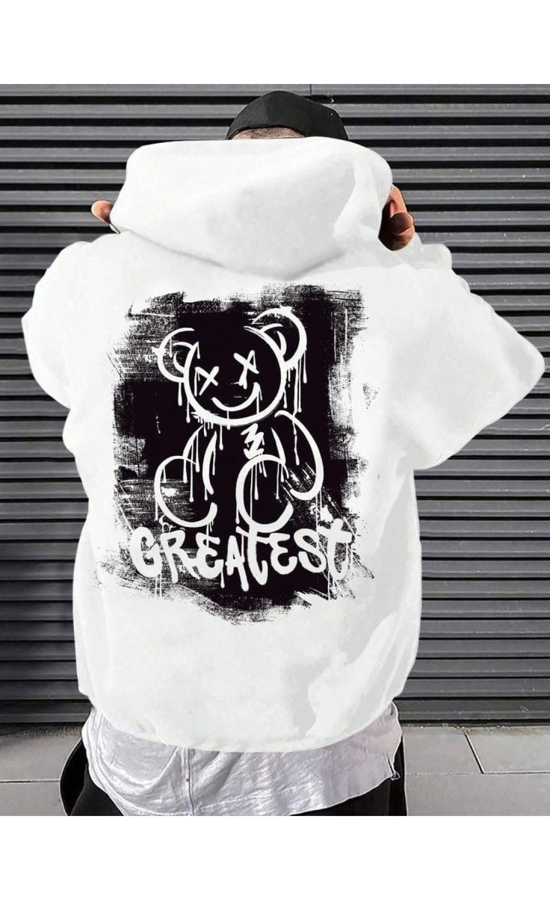 Біле чоловіче  оверсайз худі з трендовим дизайном