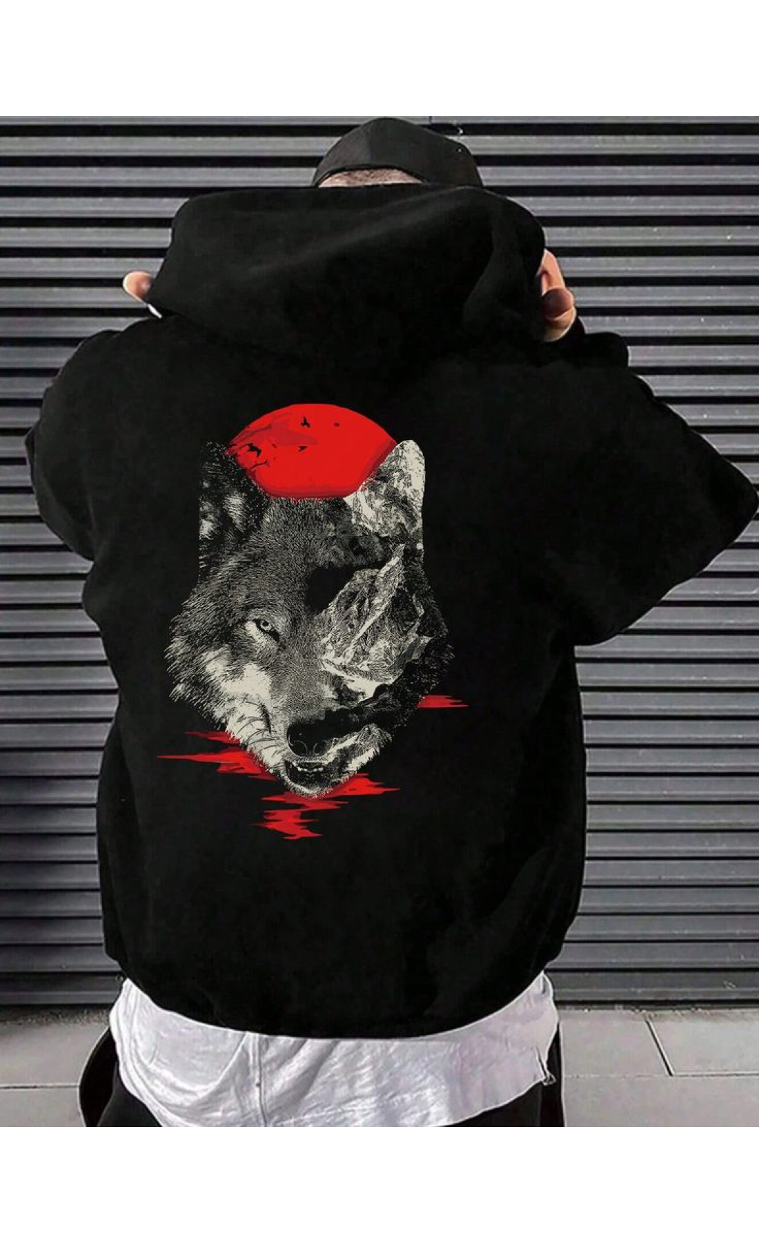 Яскраве чорне чоловіче оверсайз худі з модним дизайном