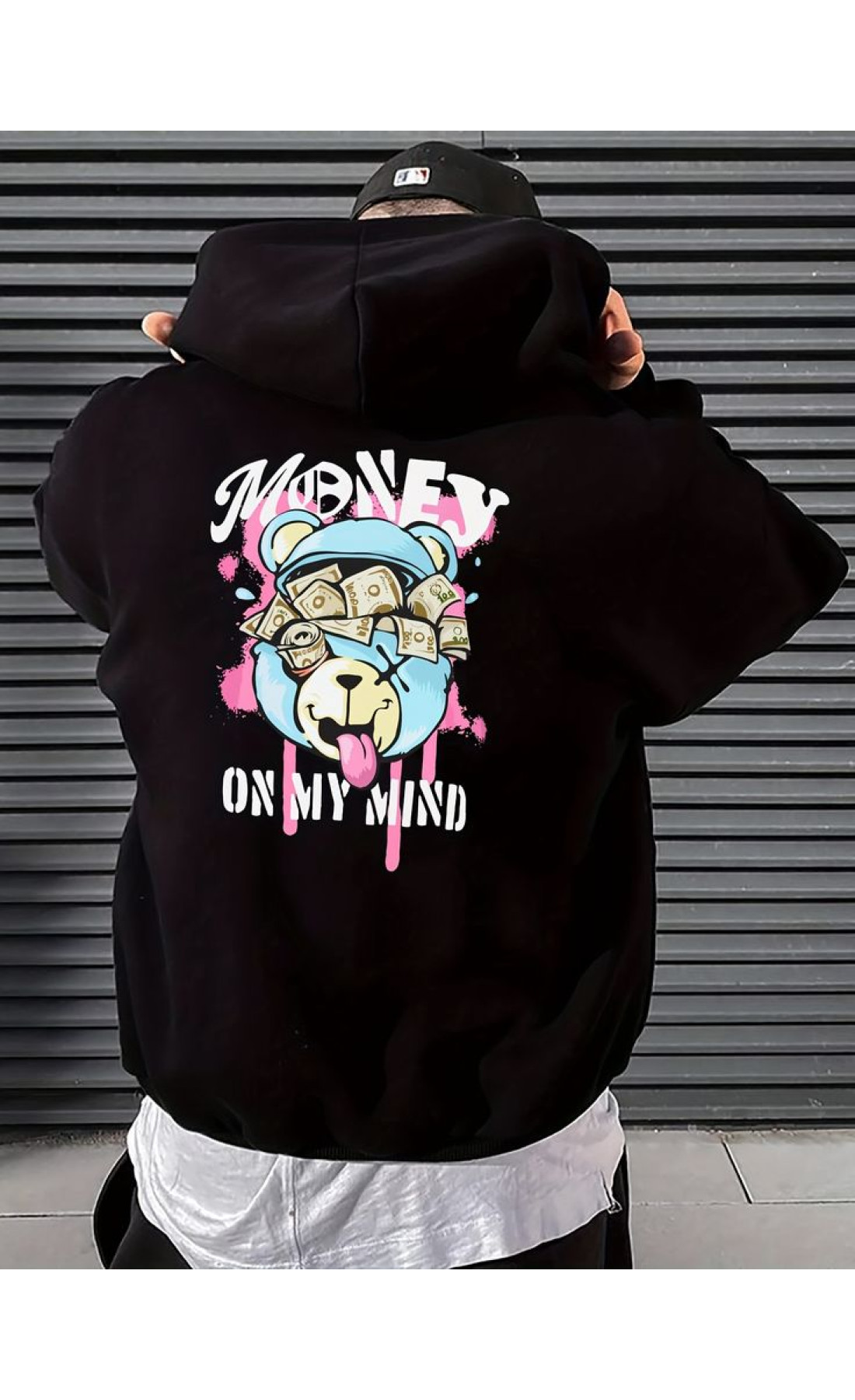 Чоловіче чорне трендове оверсайз худі з модним дизайном