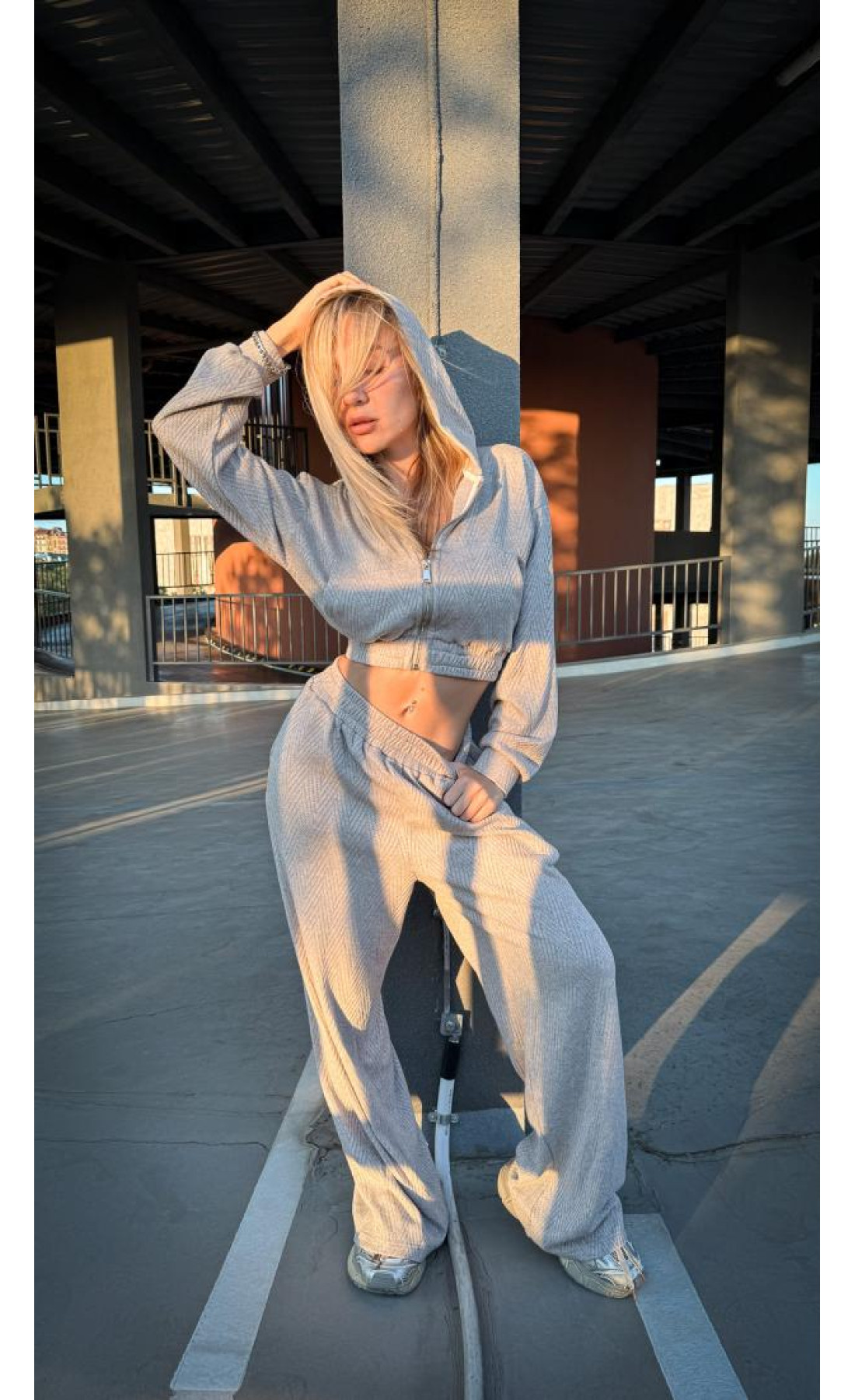 Спортивний костюм жіночий стильний весна осінь