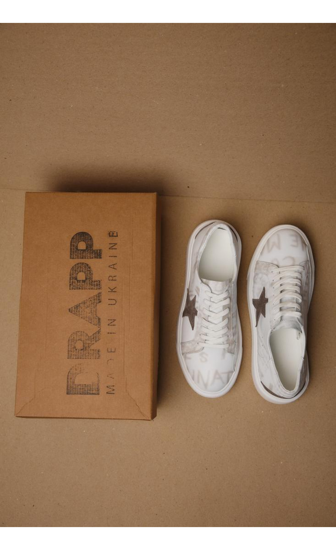 Кеди чоловічі  з зіркою український бренд drapp білого кольору