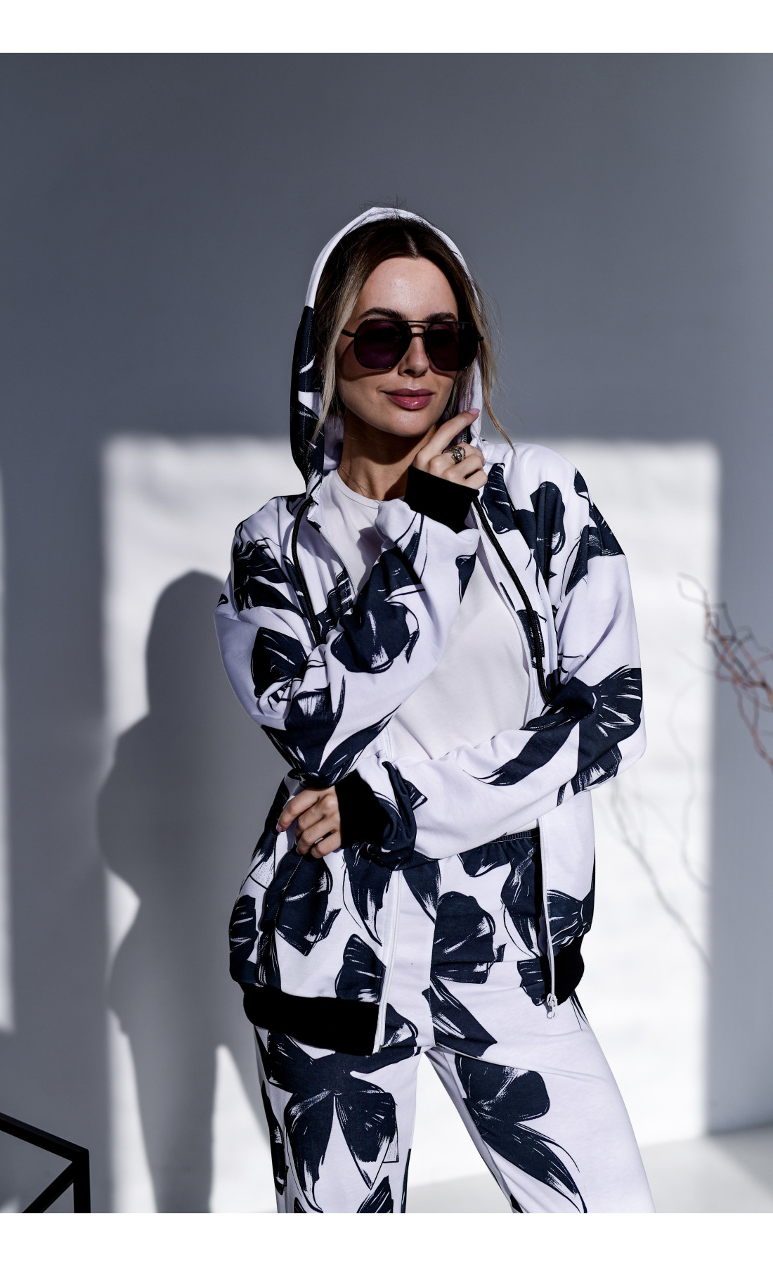 Жіночий спортивний костюм кофта штани осінь весна принтований колекція