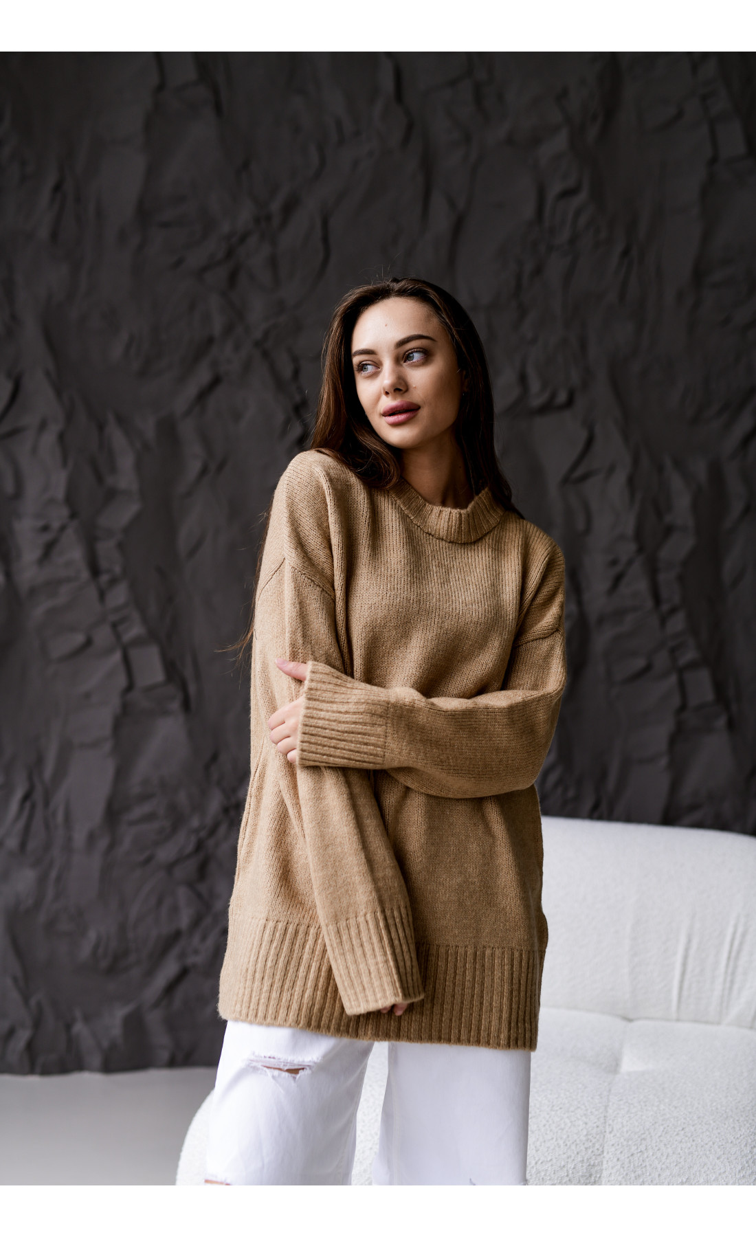 Светр жіночий оверсайз стильний вільний осінь зима