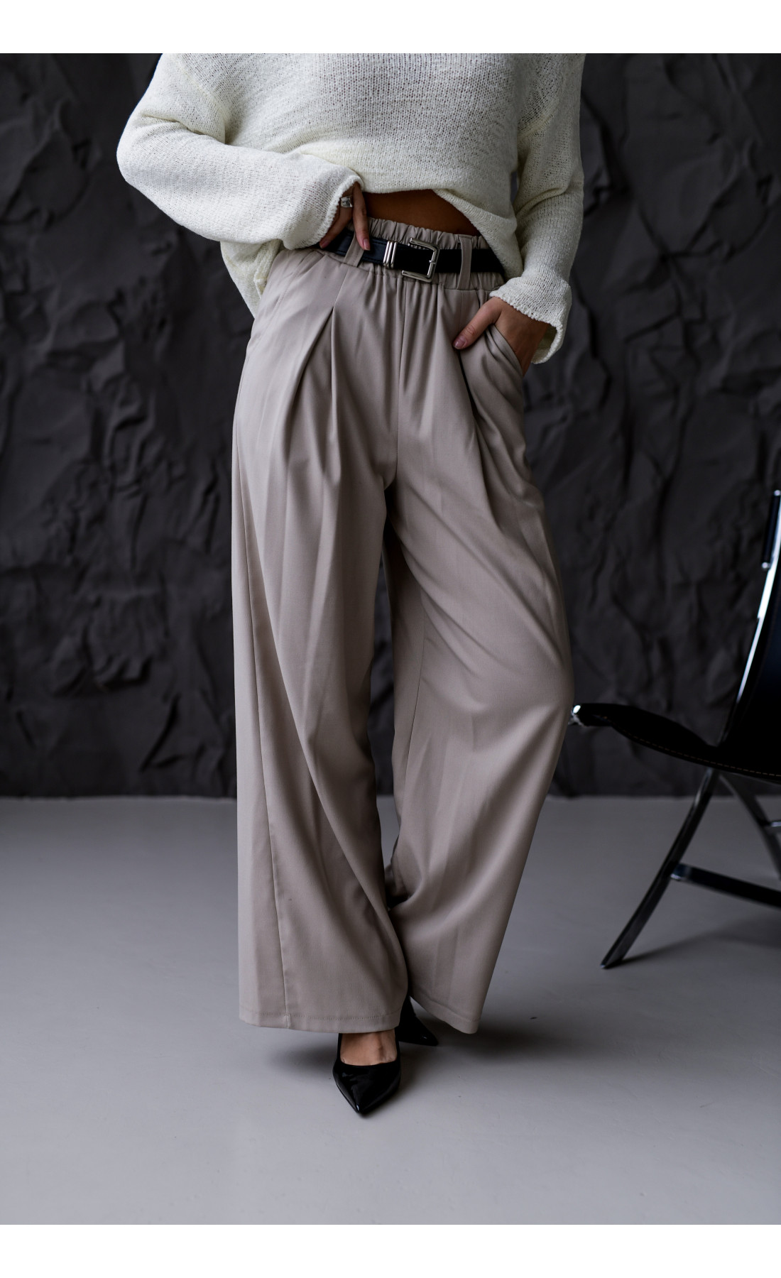 Жіночі брюки класика