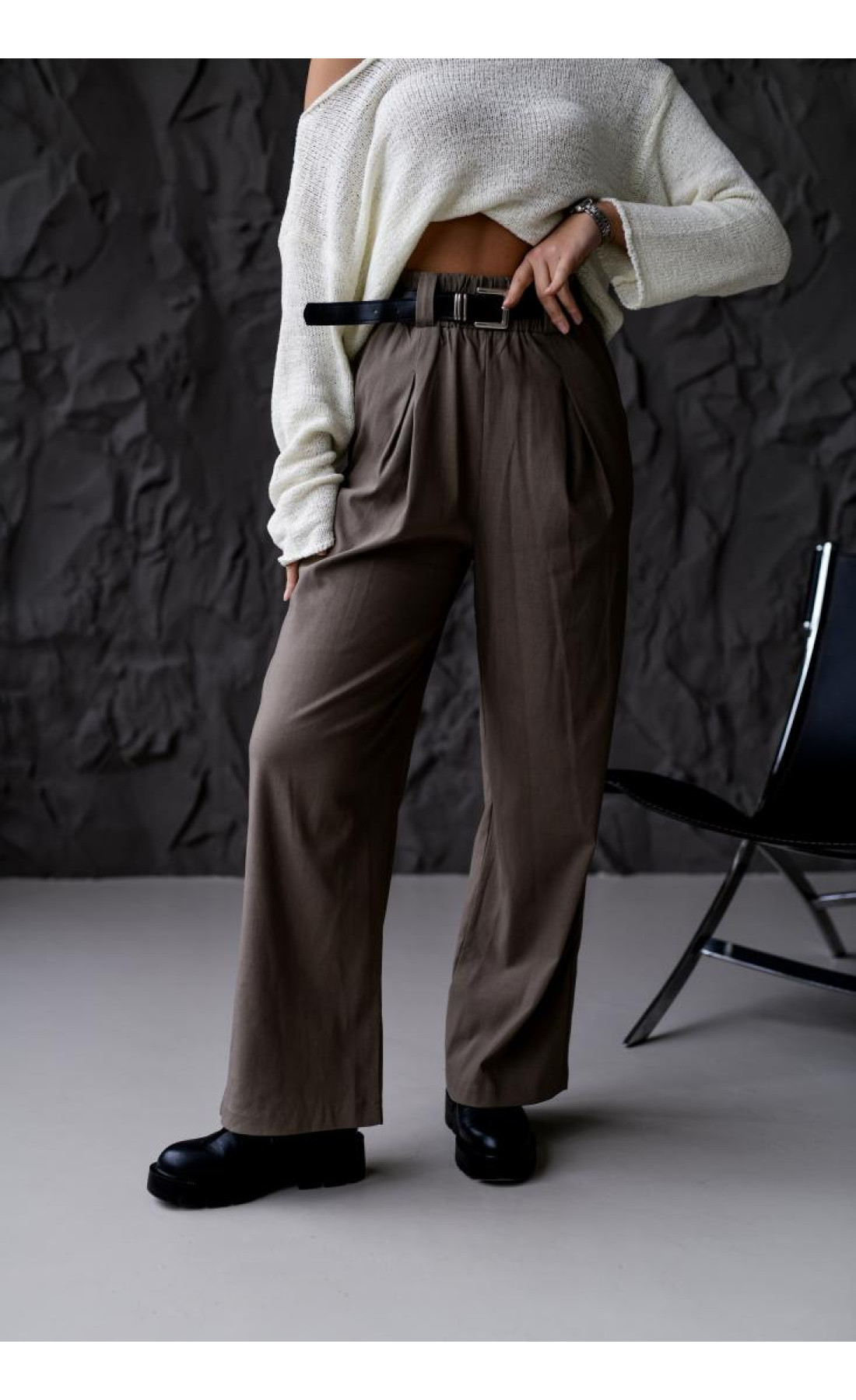 Жіночі брюки класика