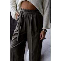 Жіночі брюки класика