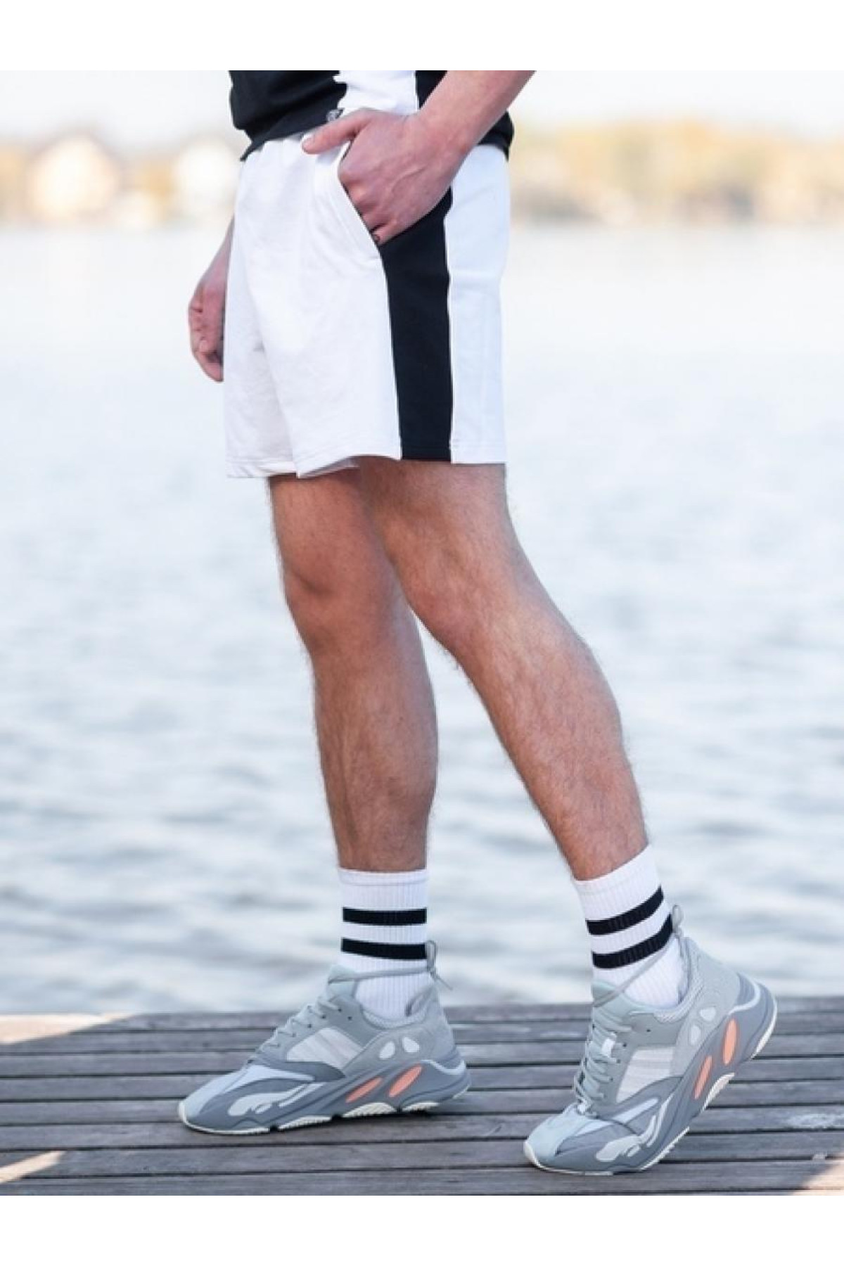 Спортивні шорти BEZET Shark white / black'