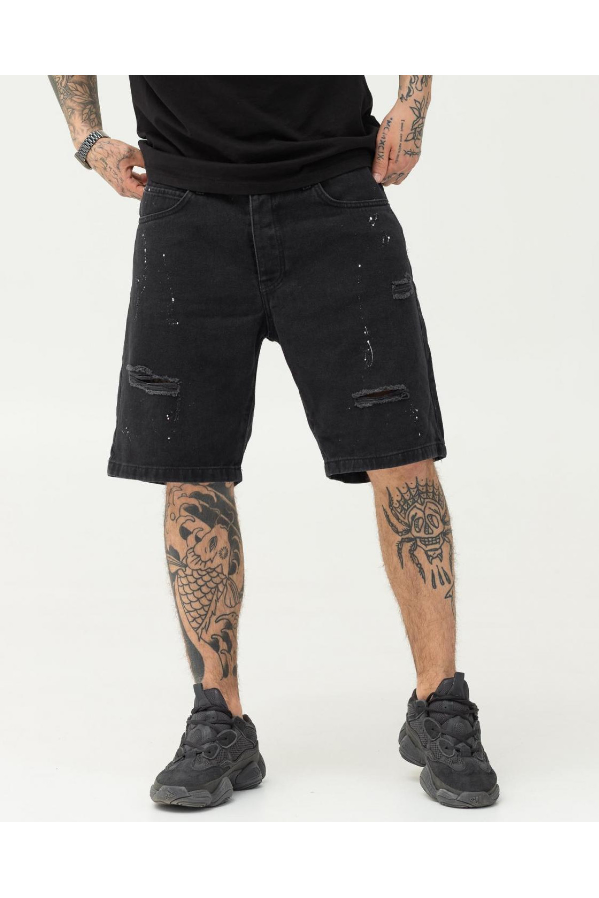 Чорні базові джинсові шорти BEZET з потертостями