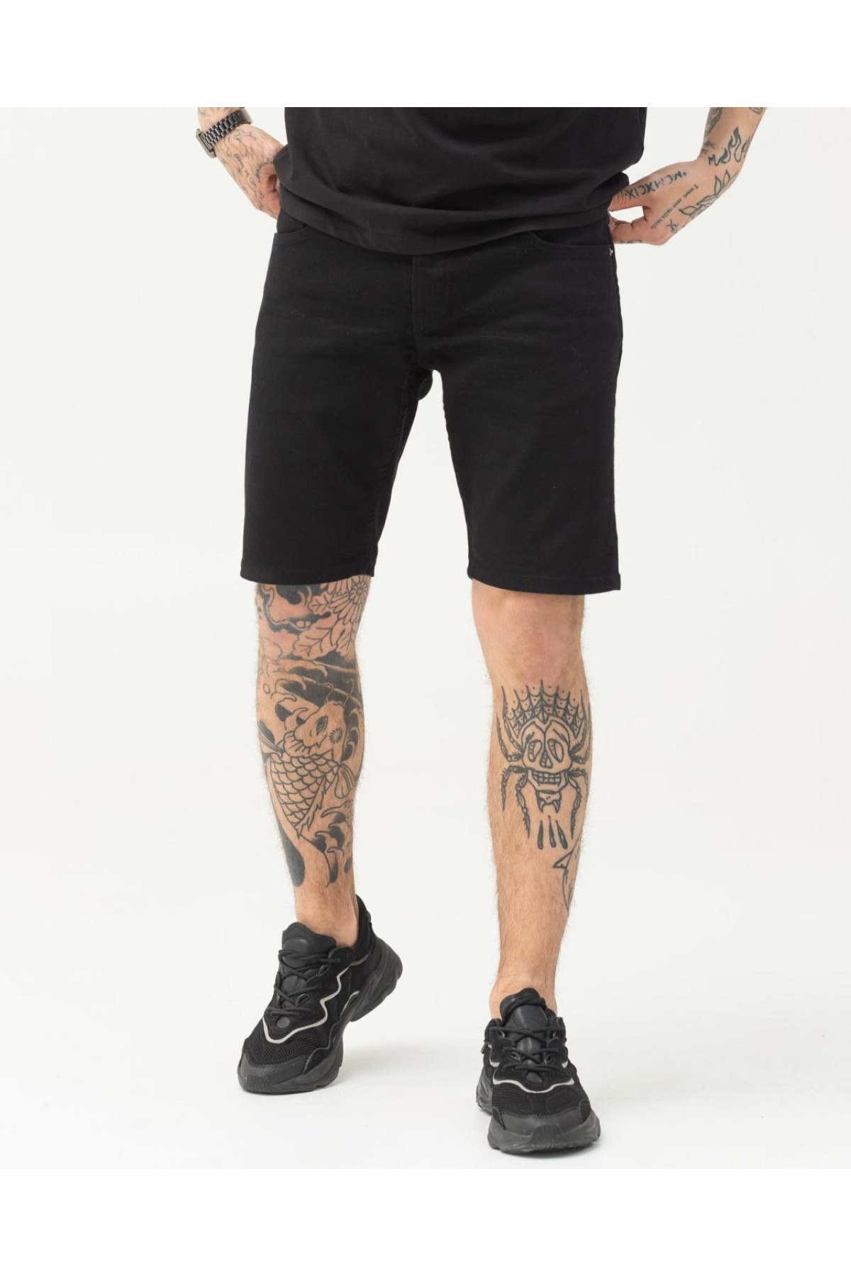 Чорні базові джинсові шорти BEZET