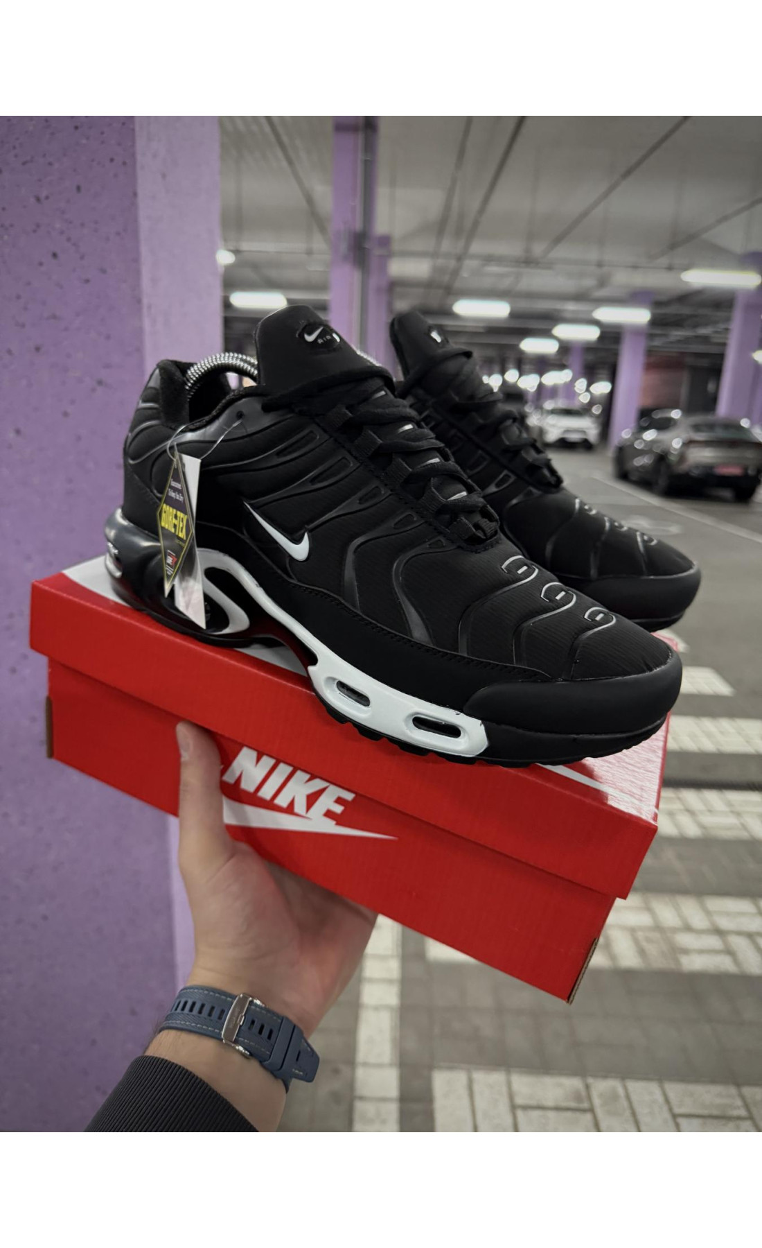Чоловічі кросівки  Термо кросівки nike air plus tn (чорні білі) (2955-3)