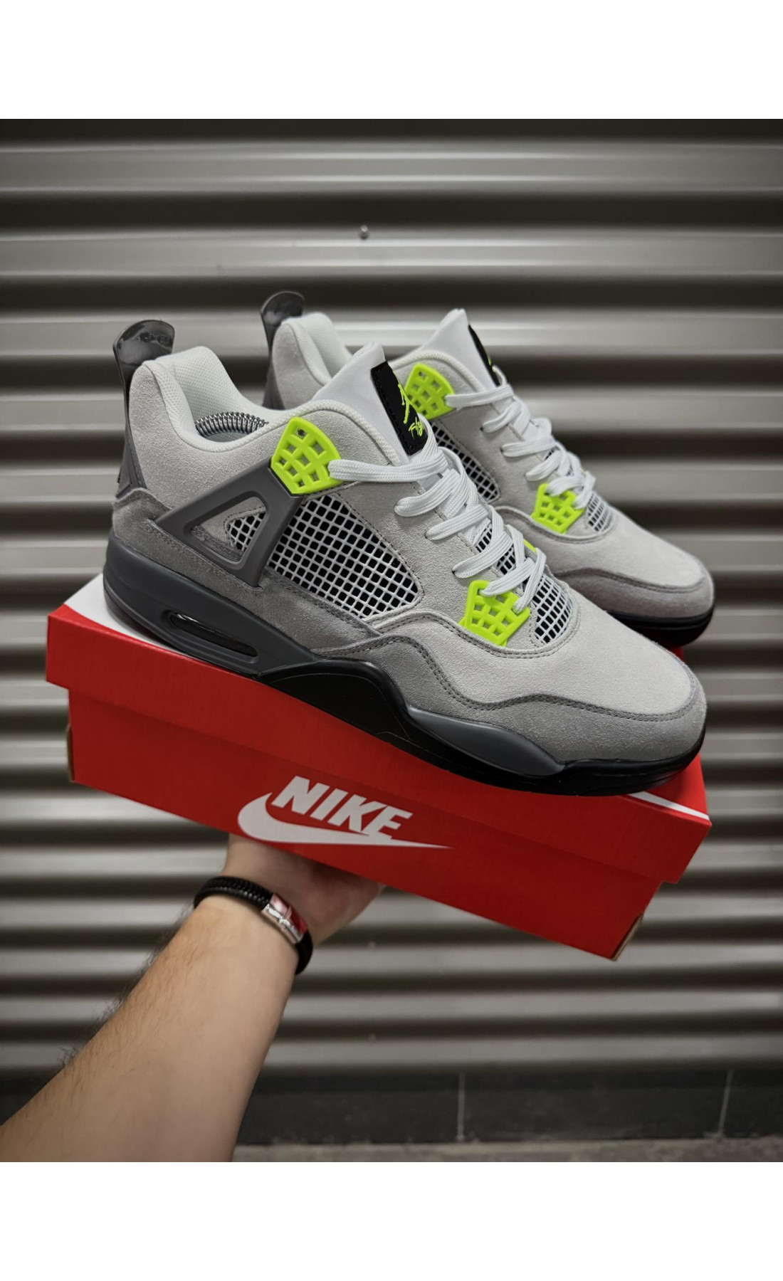 Чоловічі кросівки  Кросівки nike air jordan retro, замша (dark gray) (5456-2)