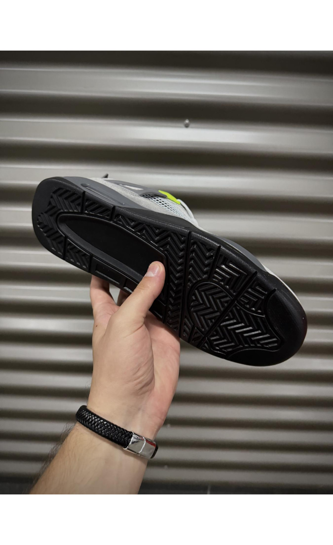 Чоловічі кросівки  Кросівки nike air jordan retro, замша (dark gray) (5456-2)