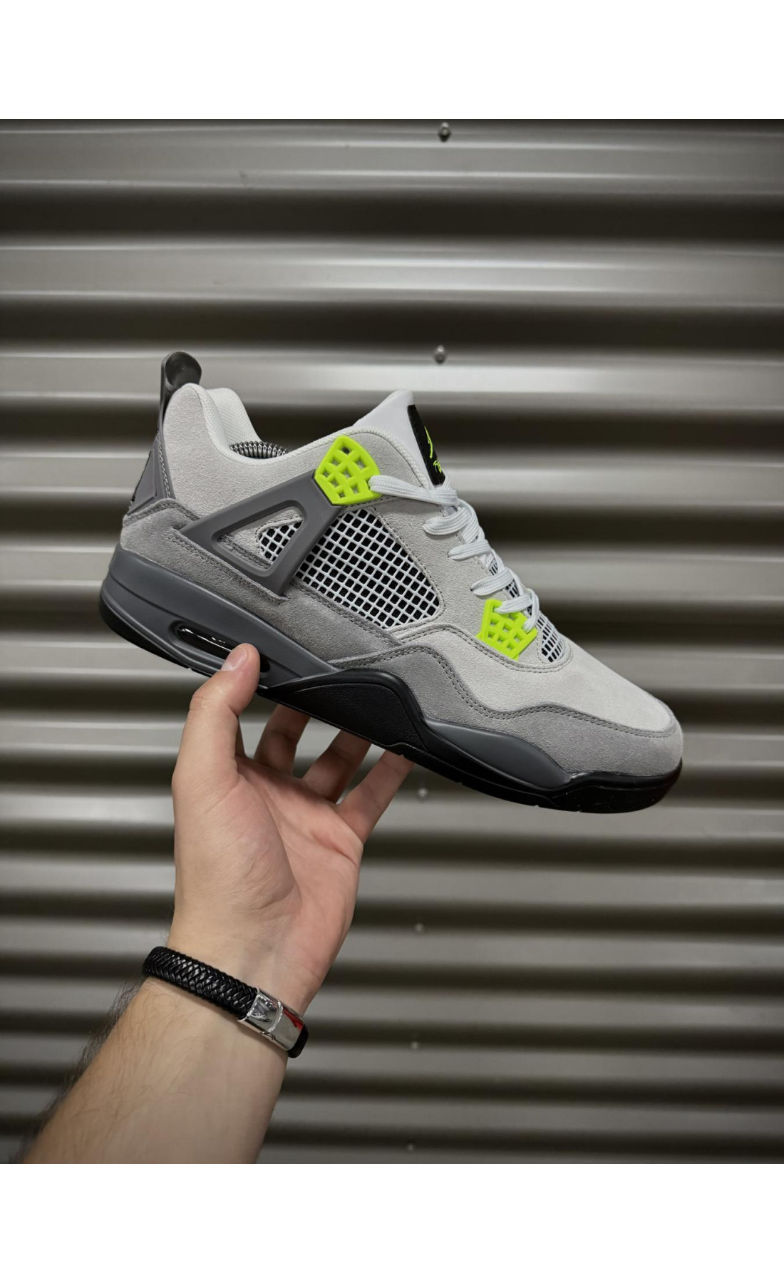 Чоловічі кросівки  Кросівки nike air jordan retro, замша (dark gray) (5456-2)