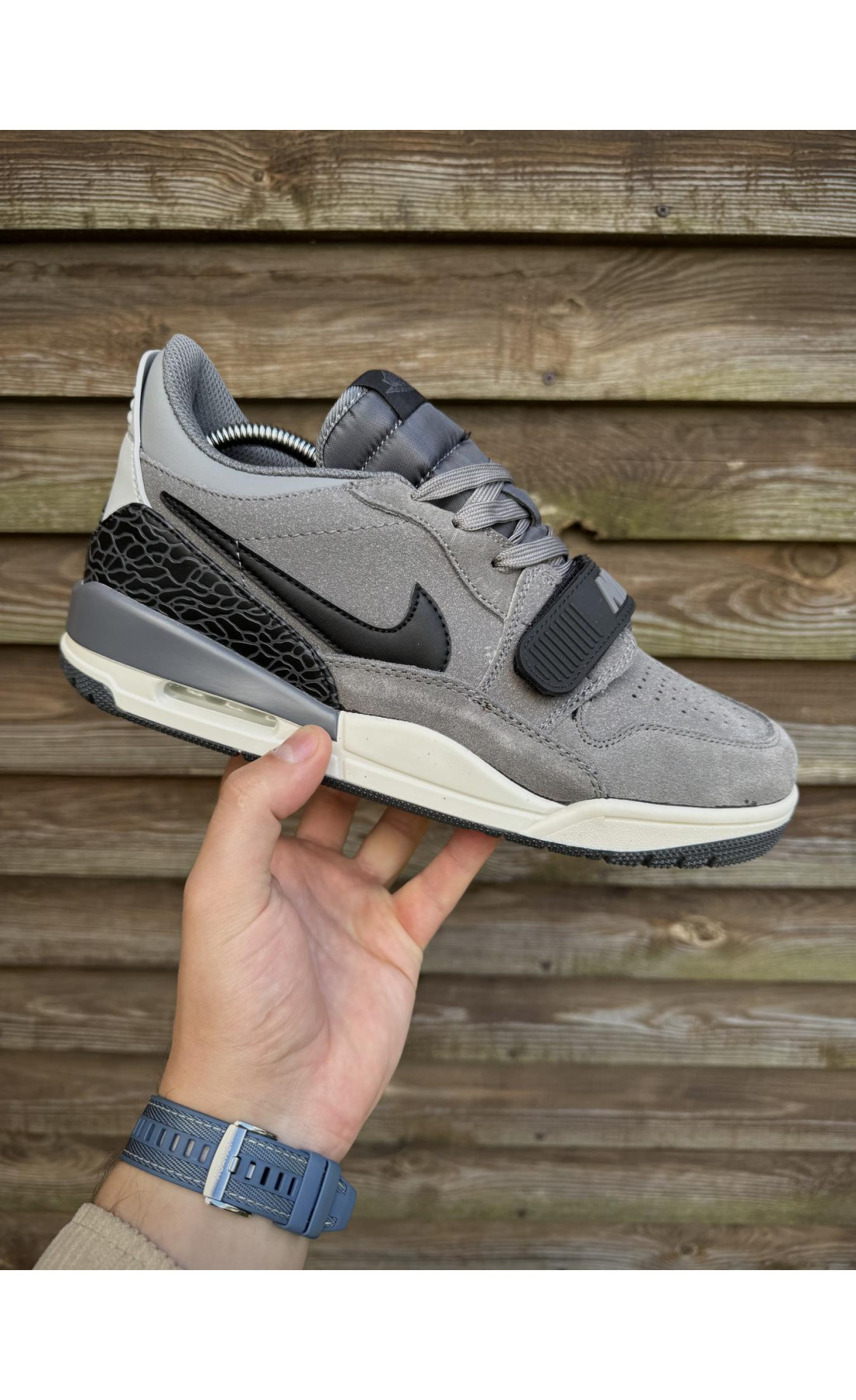 Чоловічі кросівки  Кросівки nike air jordan legacy low (замша, темно сірі) (312-8)