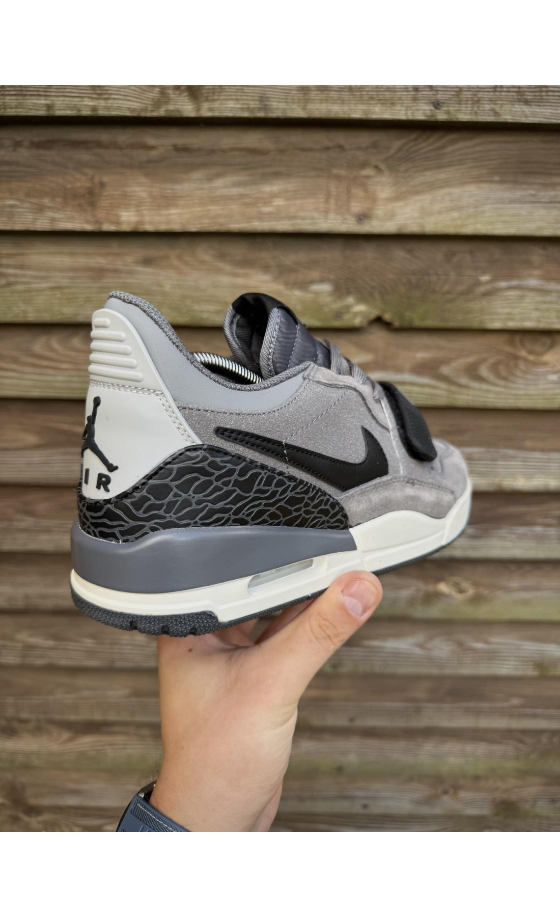 Чоловічі кросівки  Кросівки nike air jordan legacy low (замша, темно сірі) (312-8)