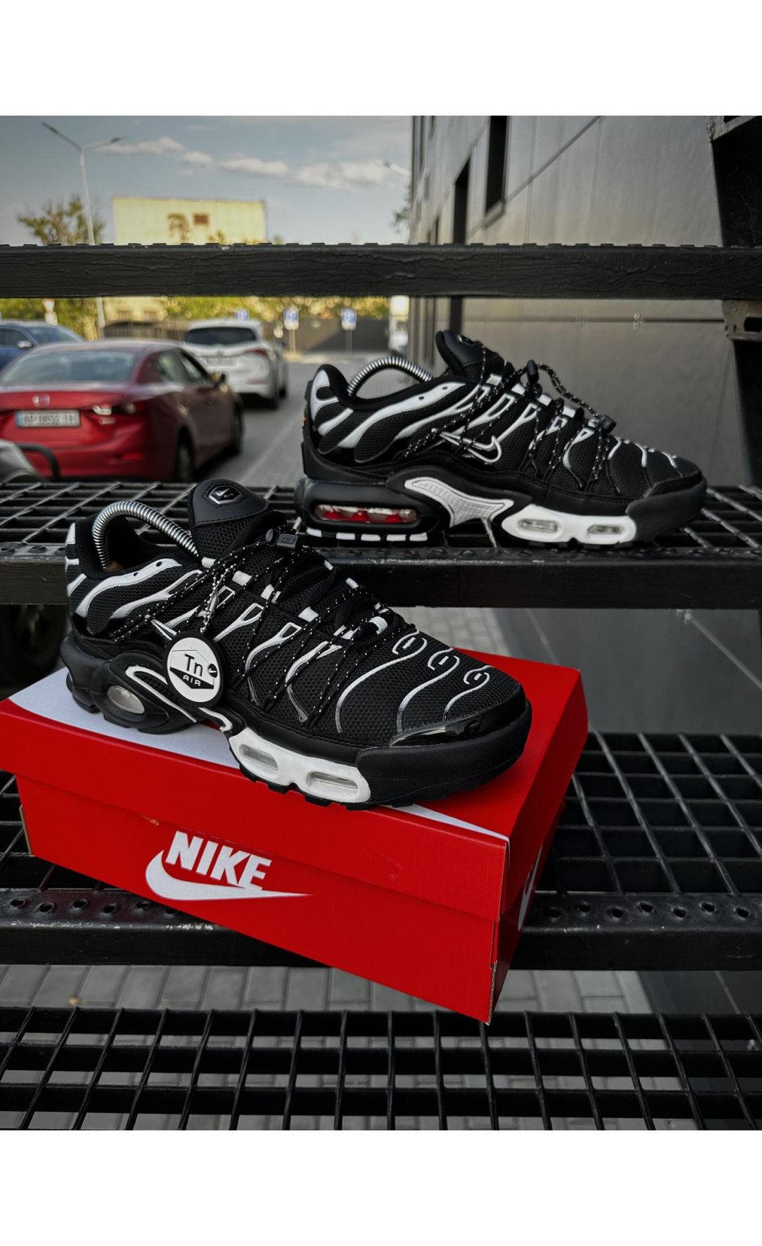 Чоловічі кросівки  Кросівки nike air tn plus lace toggle (blk’n’wht) (23-2)