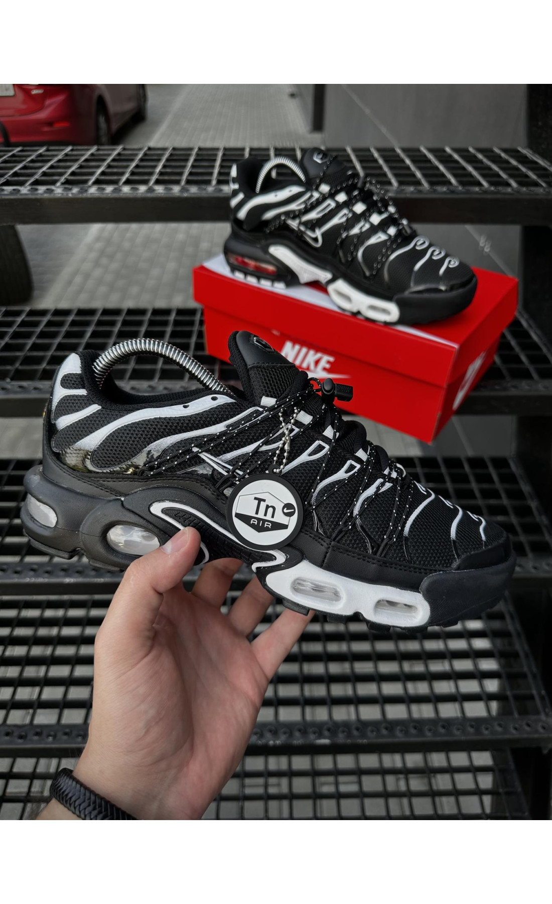 Чоловічі кросівки  Кросівки nike air tn plus lace toggle (blk’n’wht) (23-2)