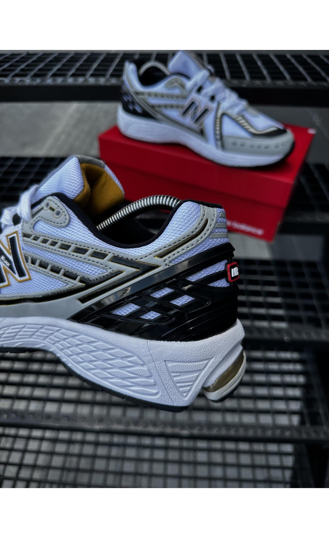 Чоловічі кросівки  Кросівки new balance r (white & gold) (5557-3)